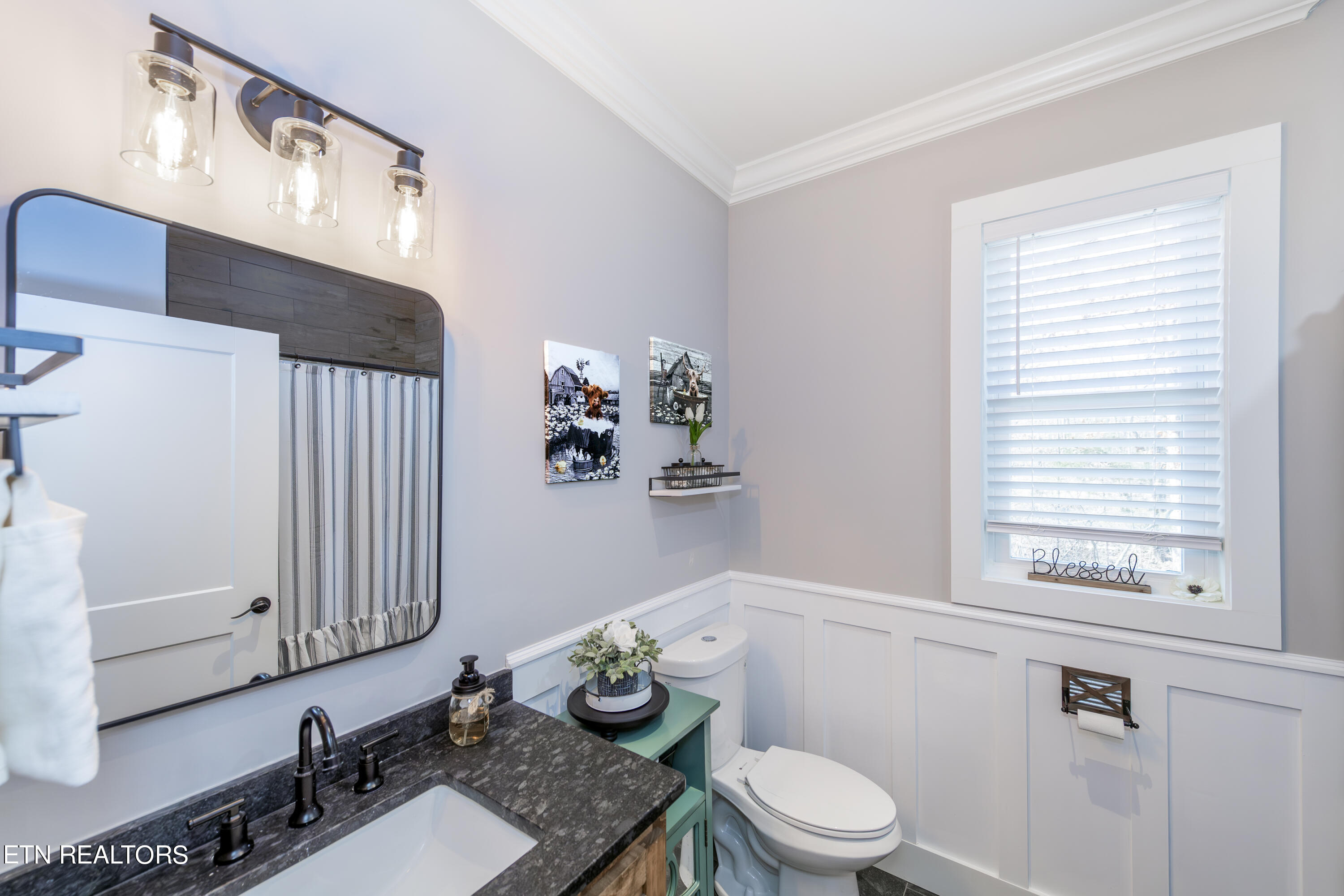 102 Doya Lane Loudon TN 37774