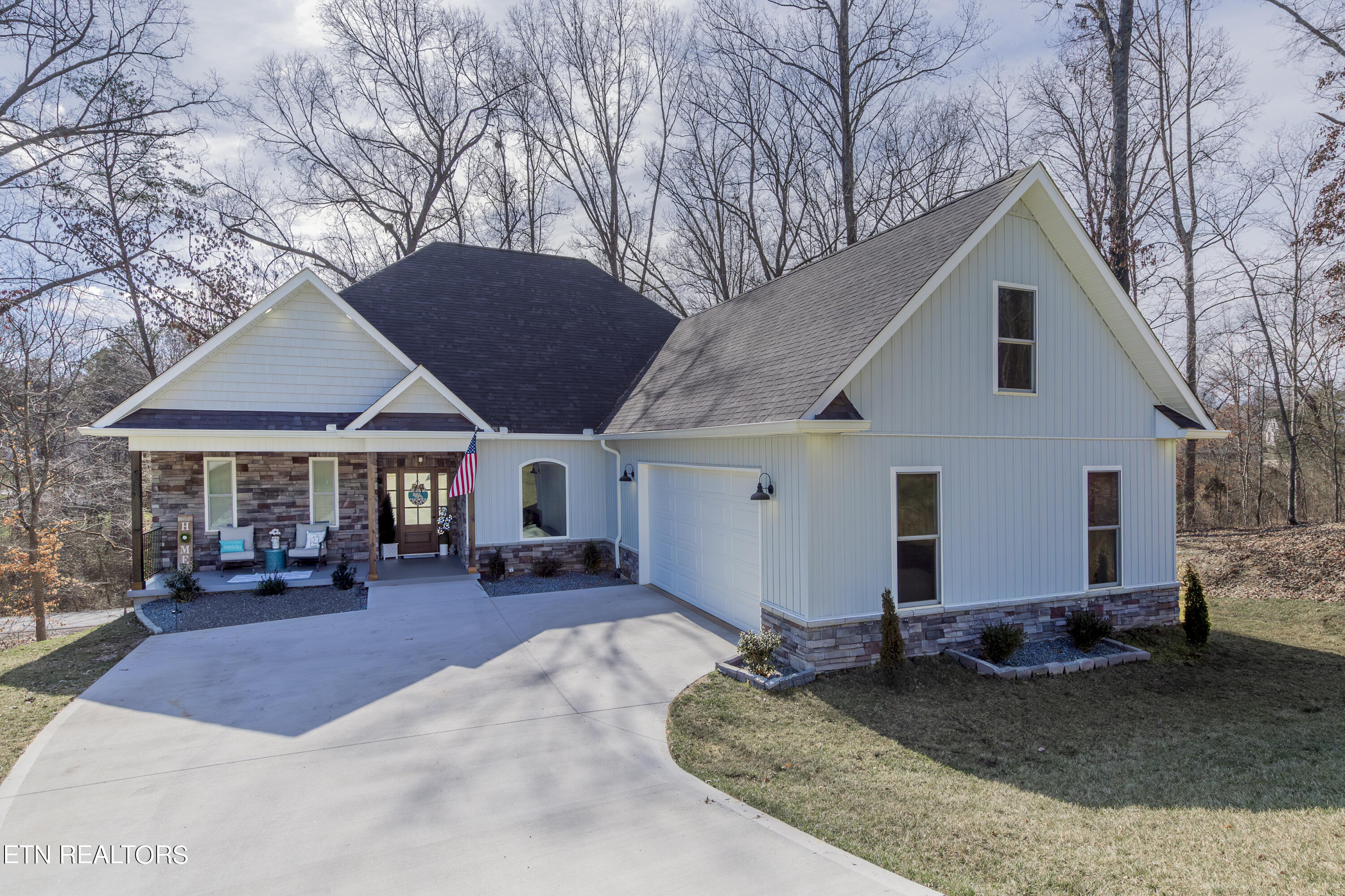 102 Doya Lane Loudon TN 37774