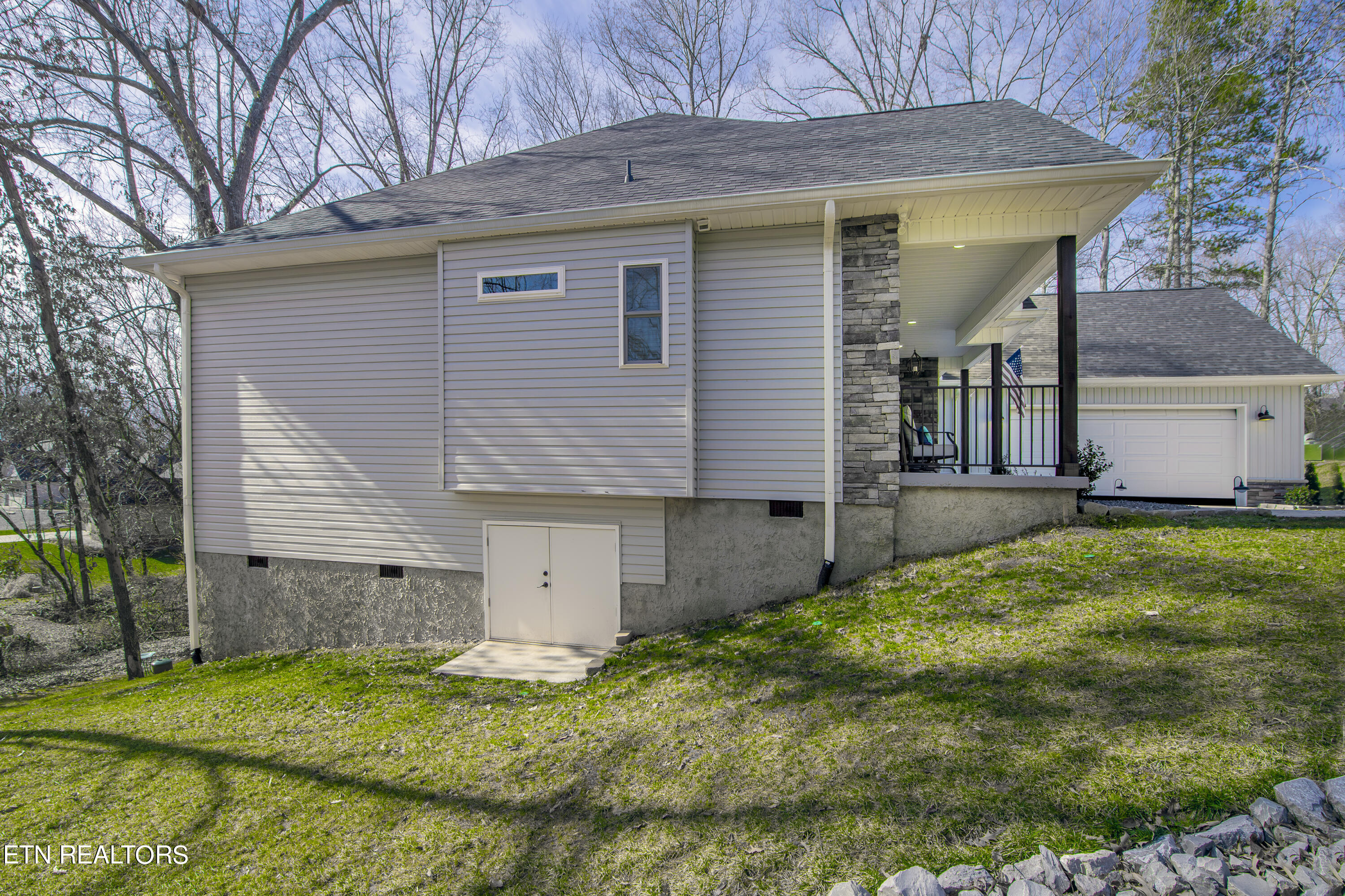 102 Doya Lane Loudon TN 37774