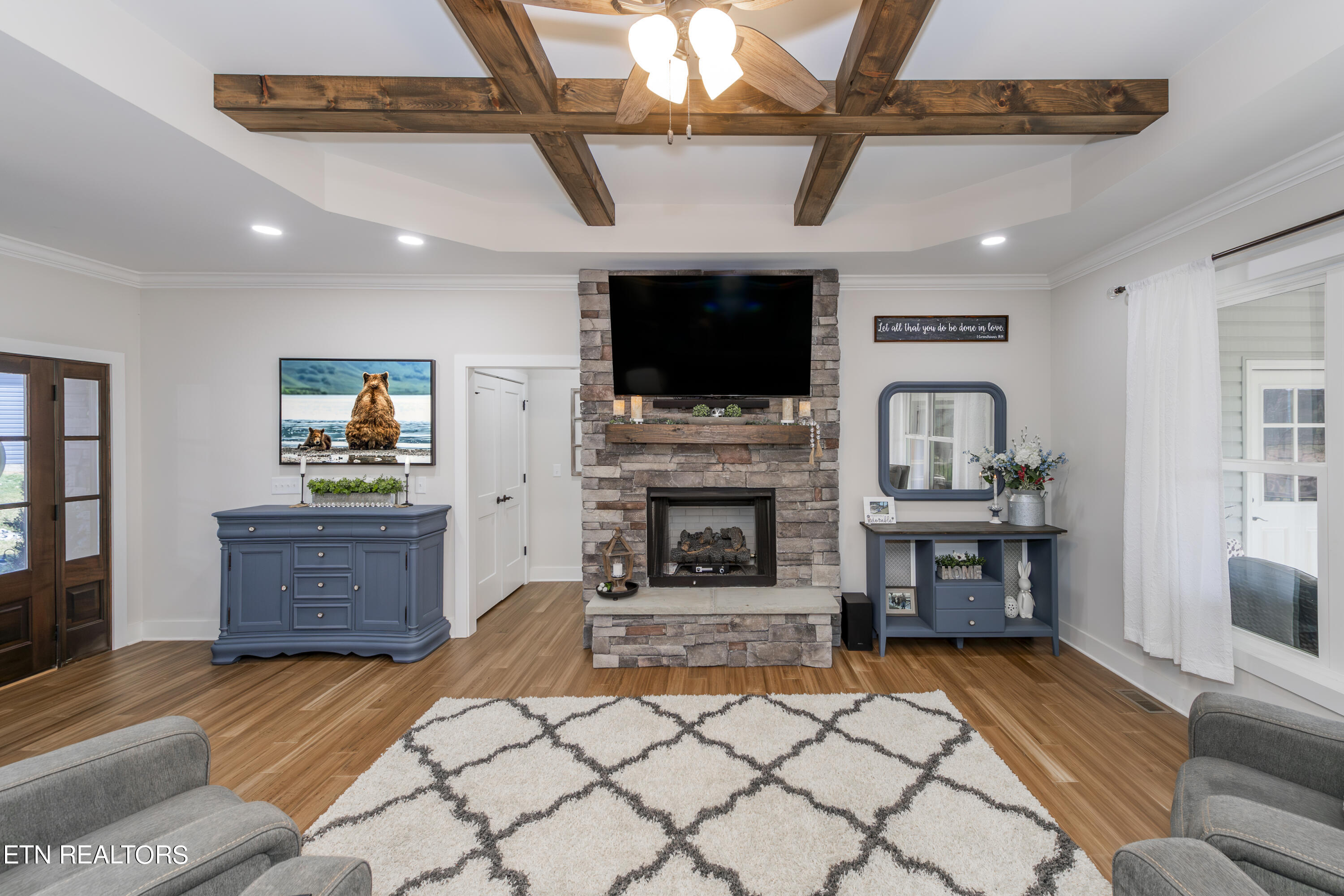 102 Doya Lane Loudon TN 37774