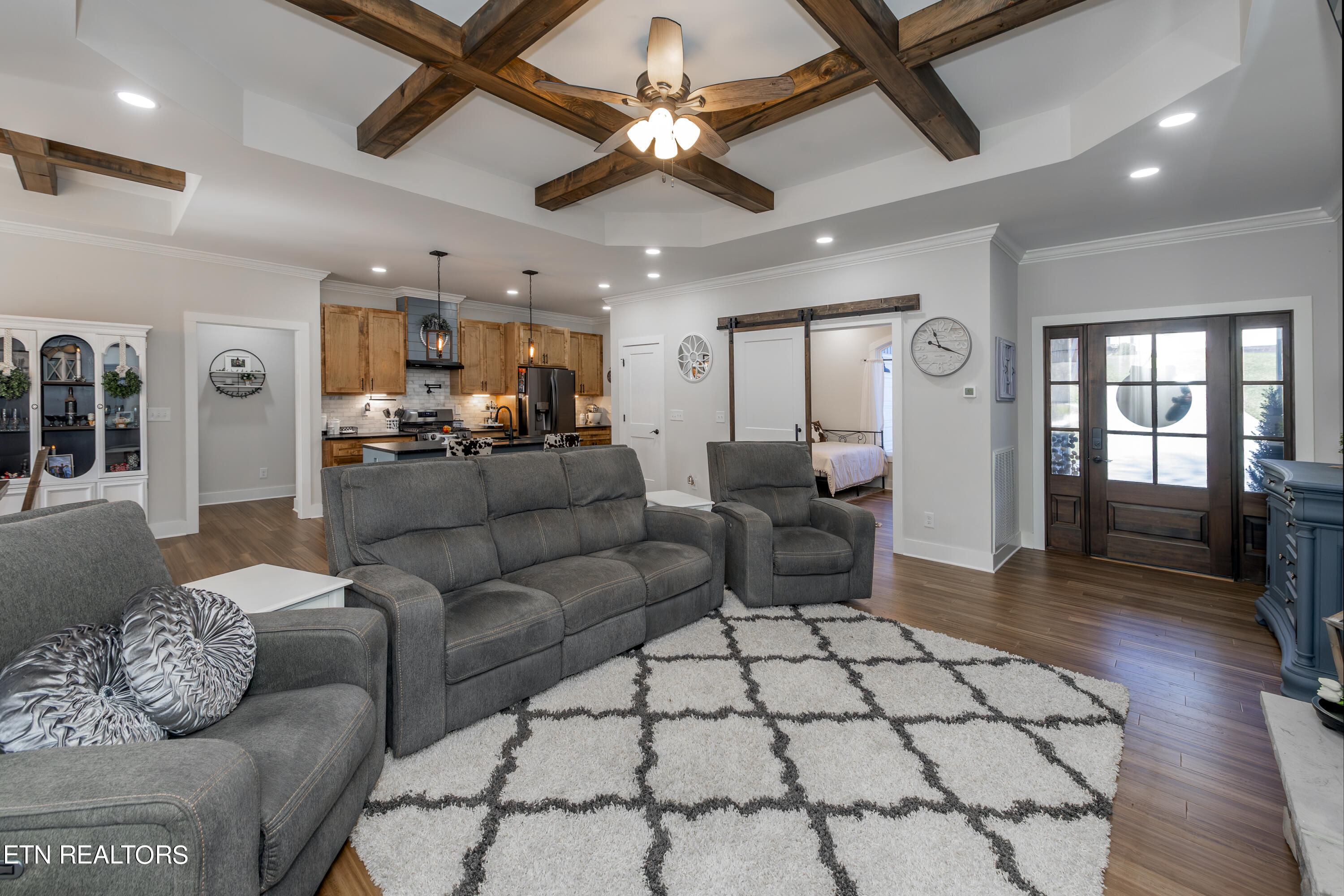 102 Doya Lane Loudon TN 37774