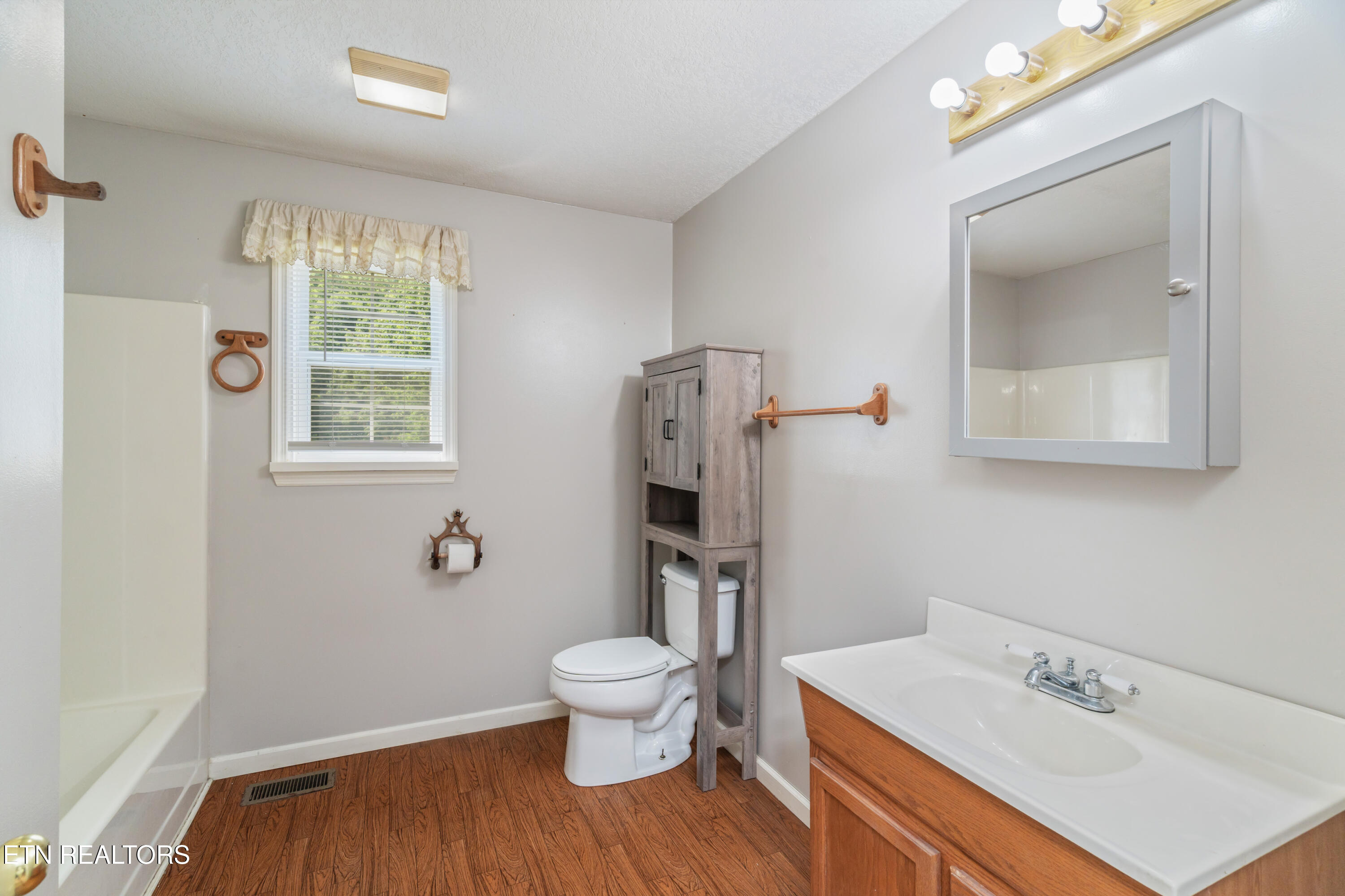 319 De Armond Road Kingston TN 37763