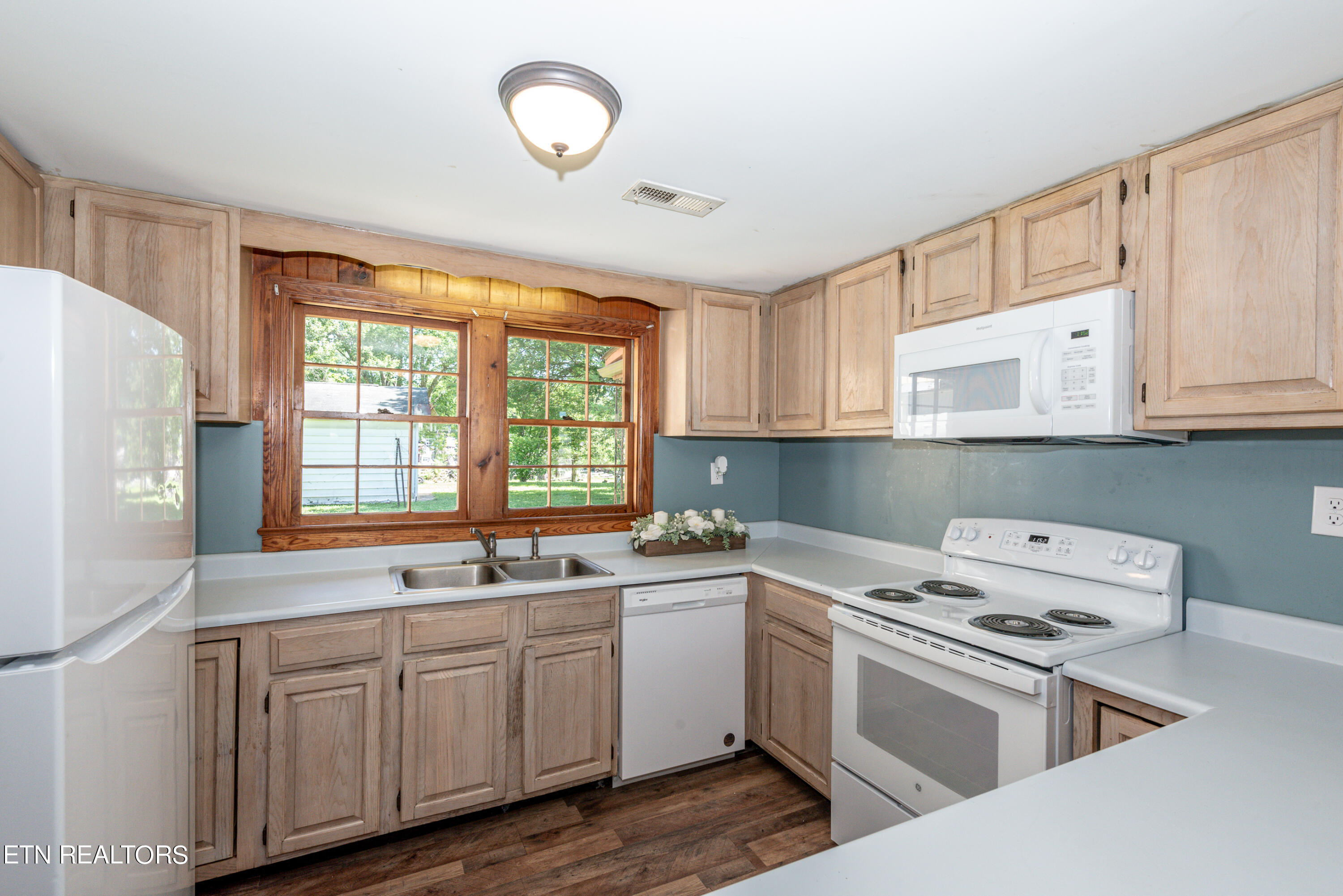 8121 Old Highway 73 Townsend TN 37882