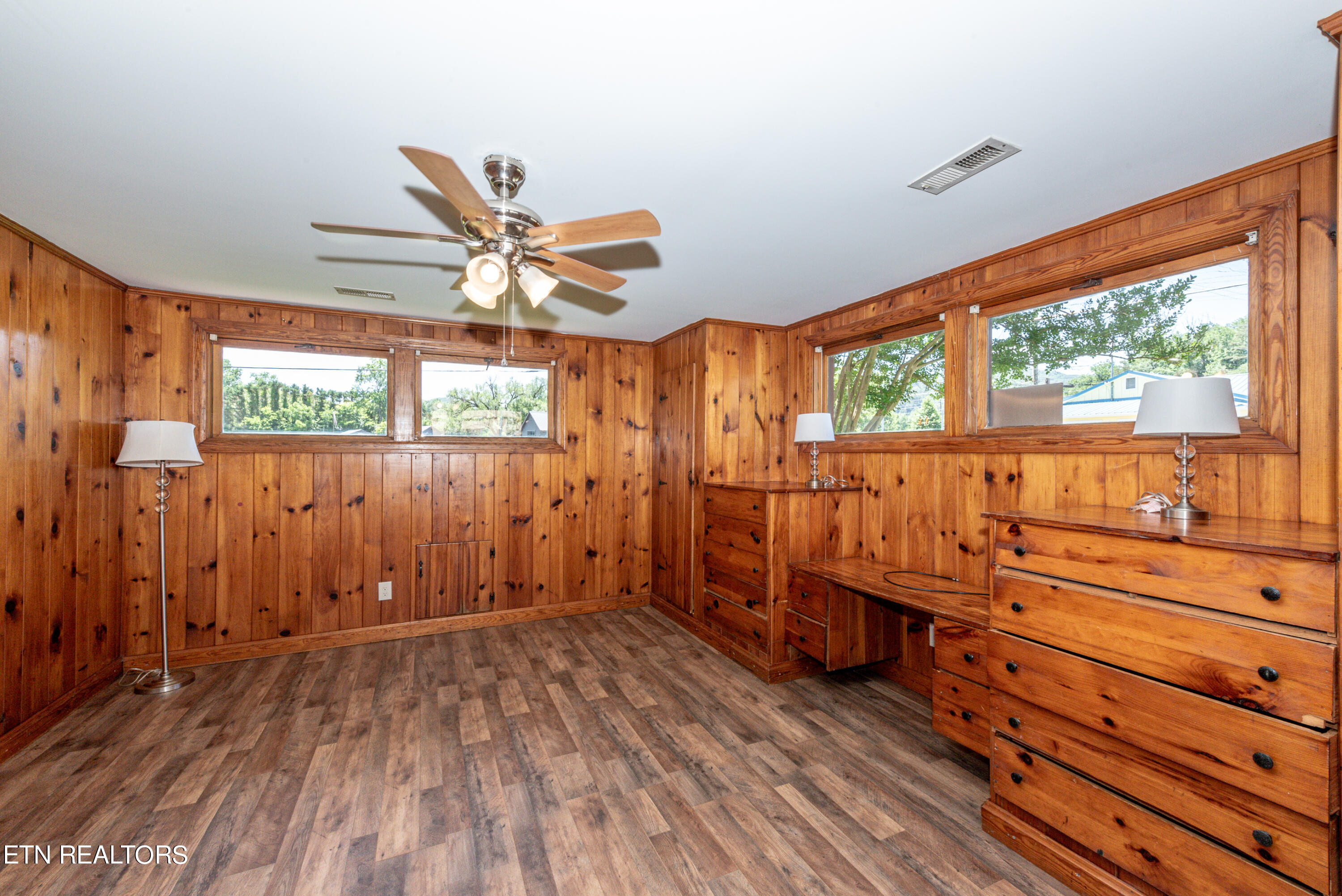8121 Old Highway 73 Townsend TN 37882