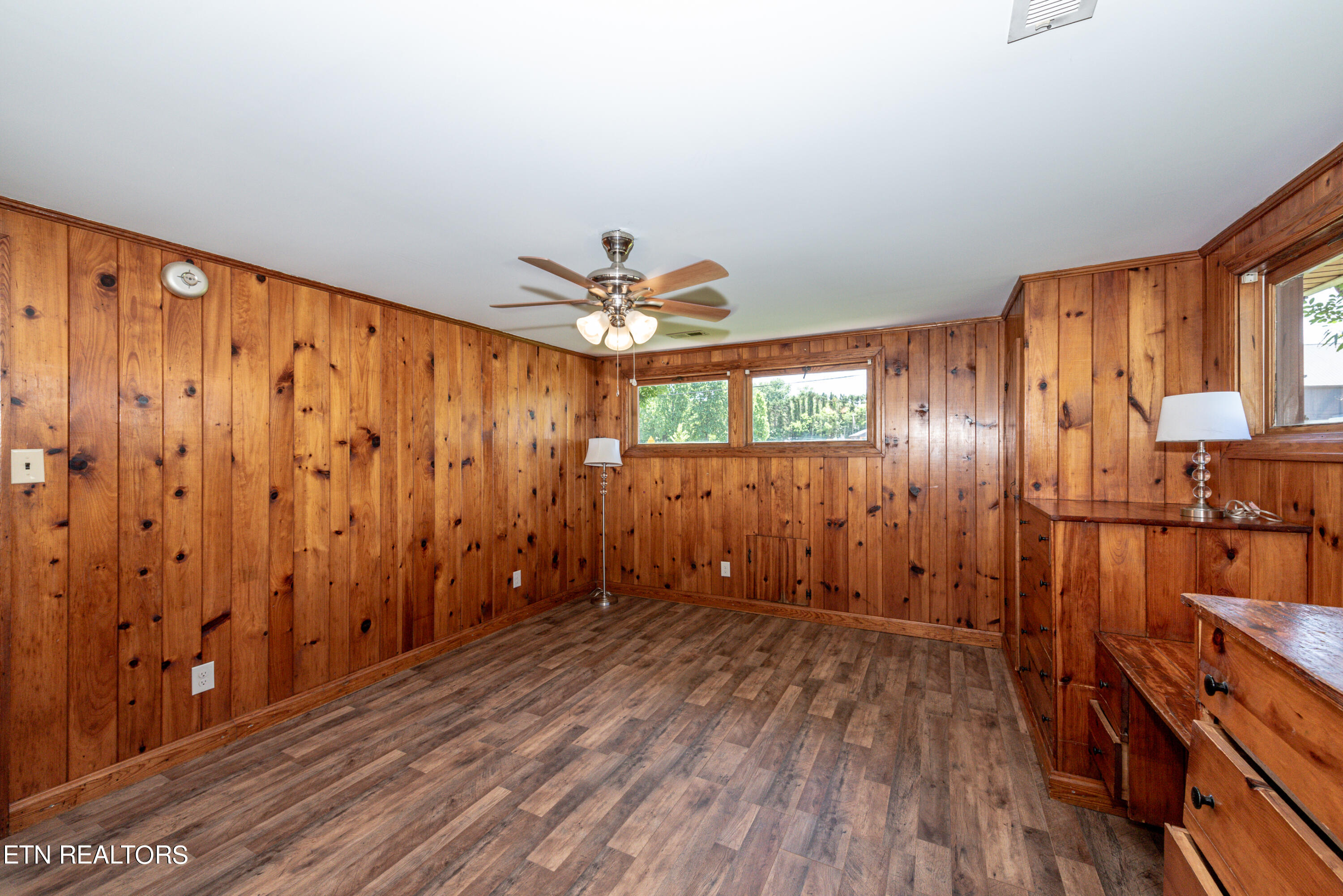 8121 Old Highway 73 Townsend TN 37882
