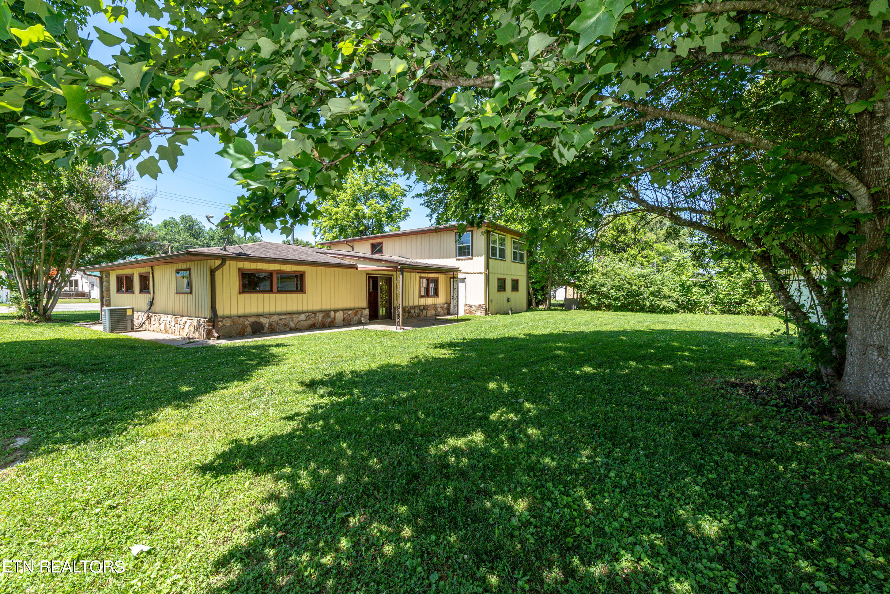 8121 Old Highway 73 Townsend TN 37882