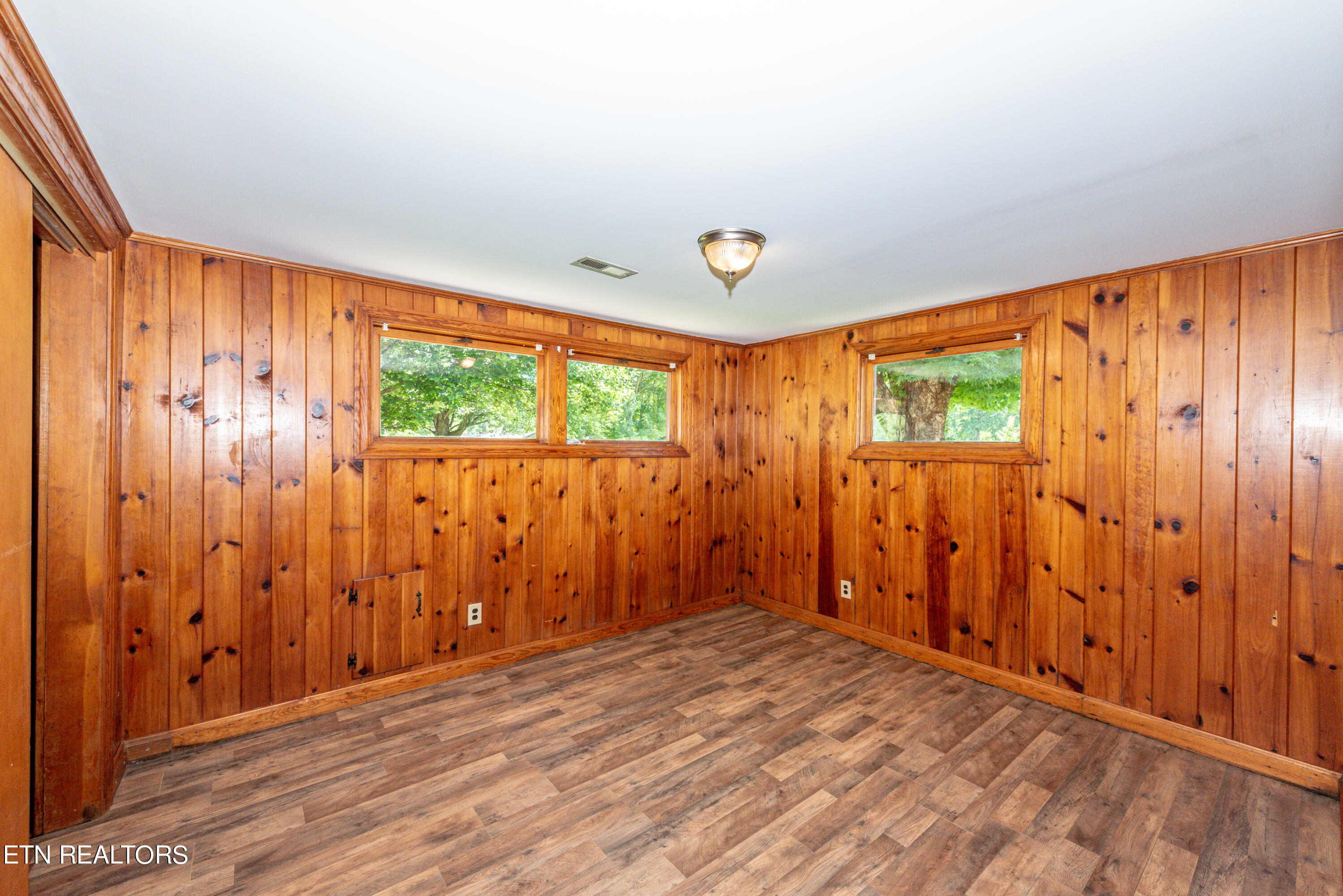 8121 Old Highway 73 Townsend TN 37882