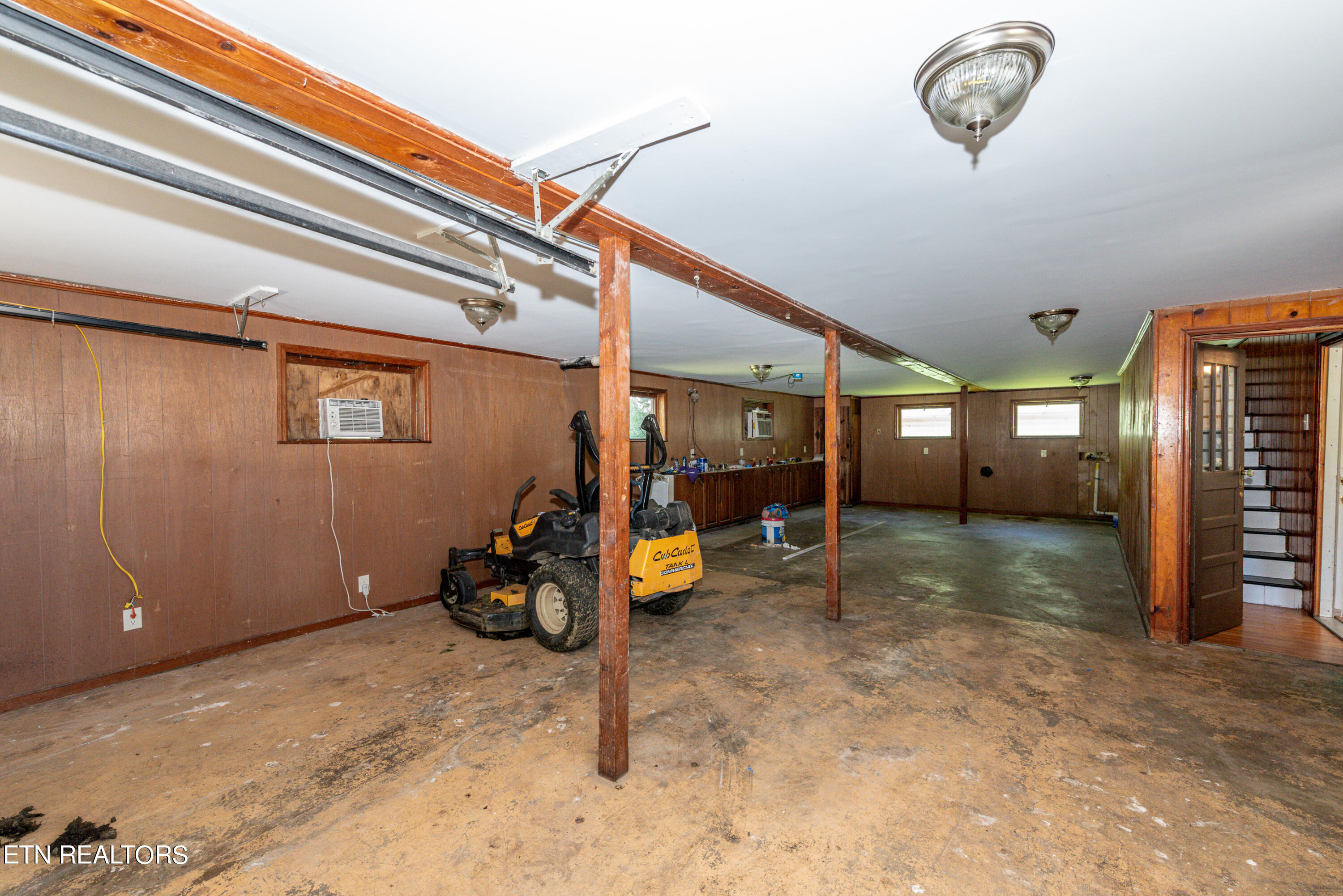 8121 Old Highway 73 Townsend TN 37882
