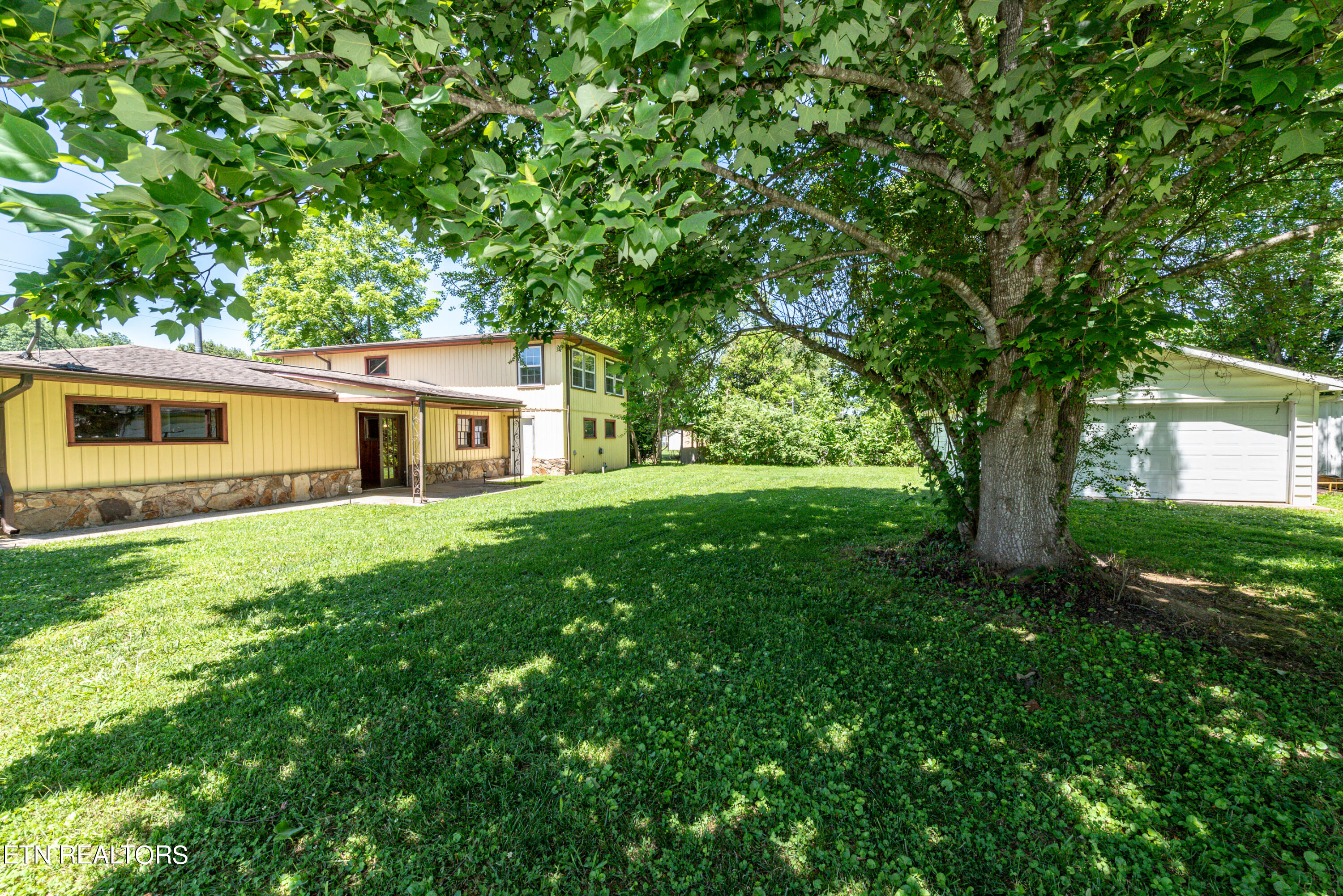 8121 Old Highway 73 Townsend TN 37882