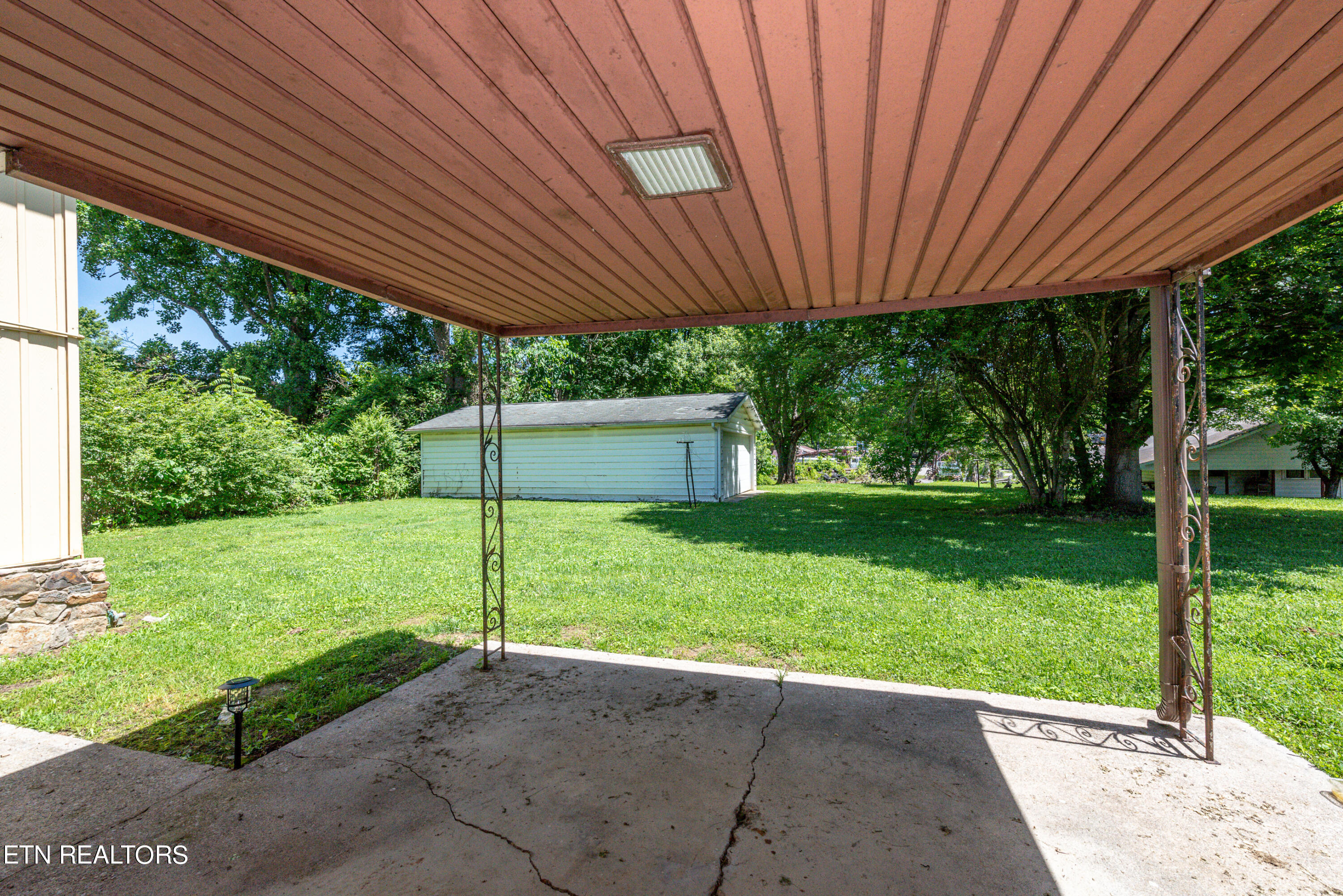 8121 Old Highway 73 Townsend TN 37882