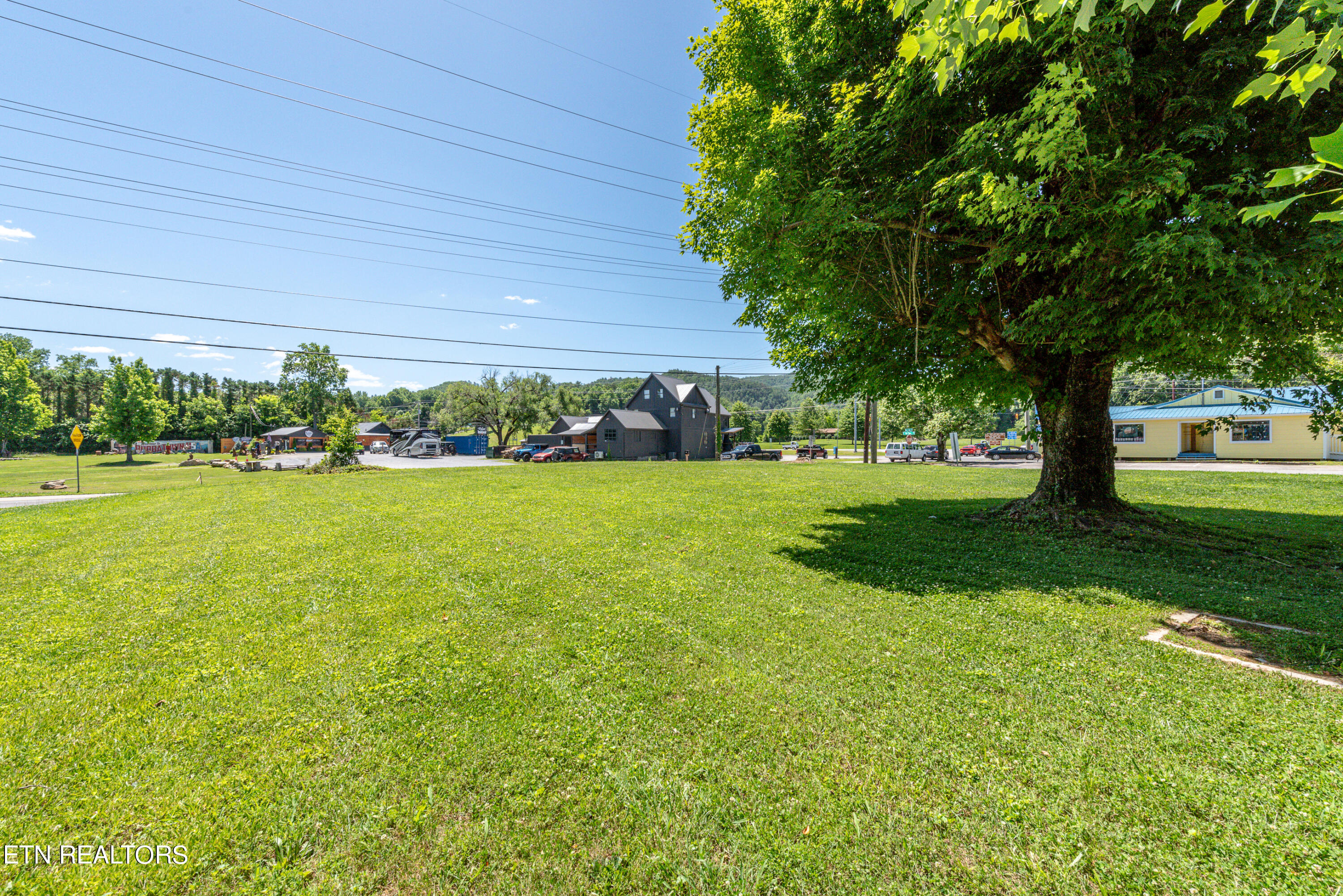 8121 Old Highway 73 Townsend TN 37882