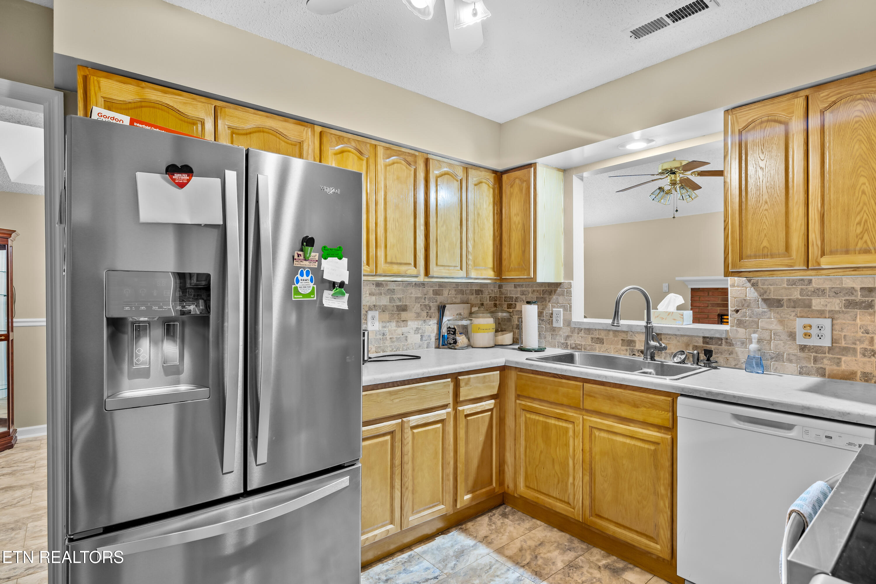 8015 Fenton Way Powell TN 37849
