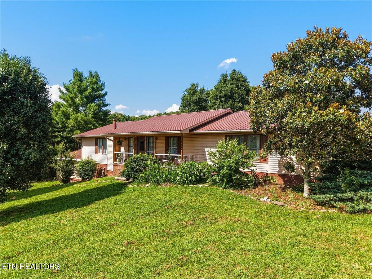 1689 Vaughn Road Lenoir City TN 37772