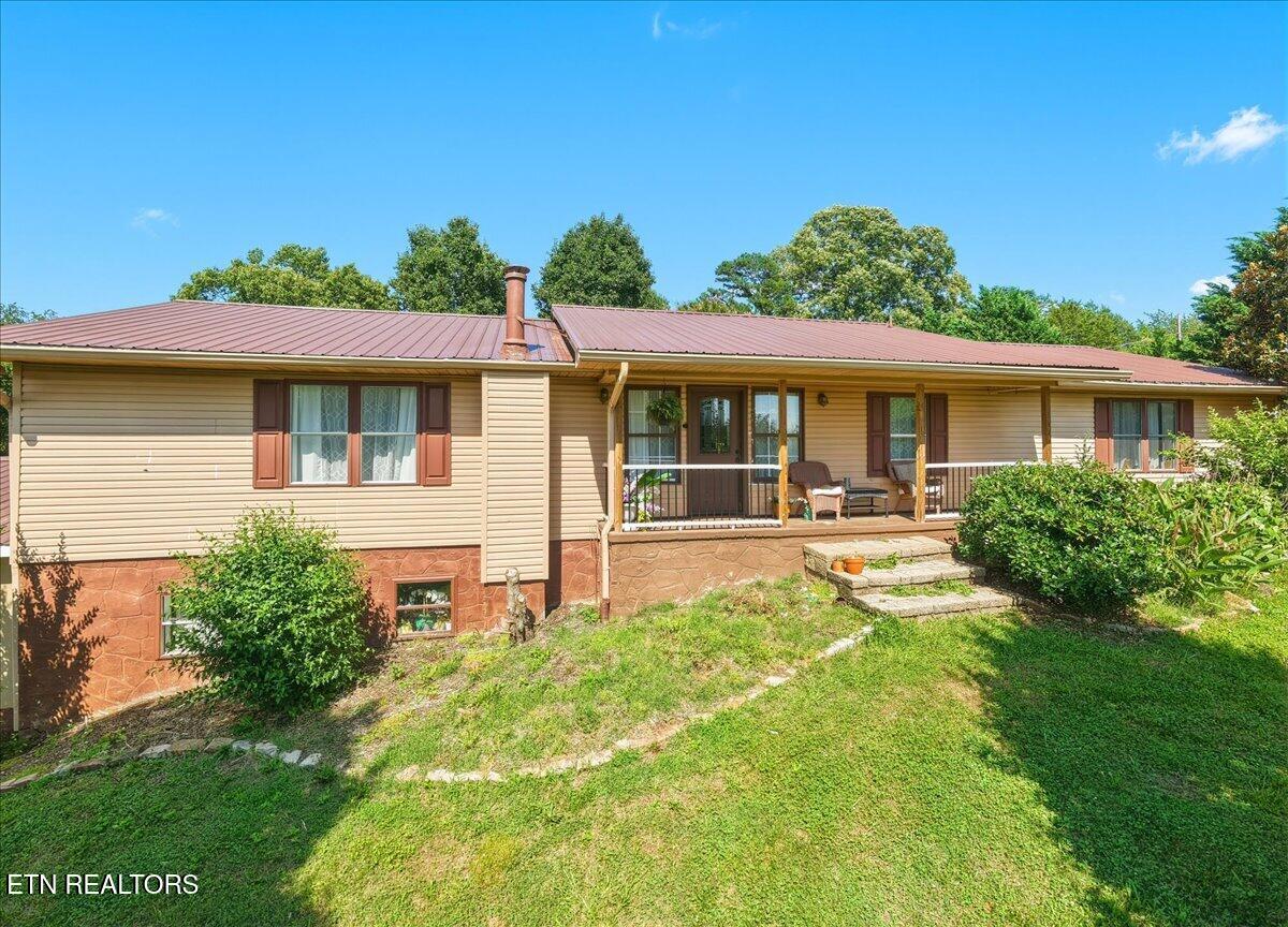 1689 Vaughn Road Lenoir City TN 37772