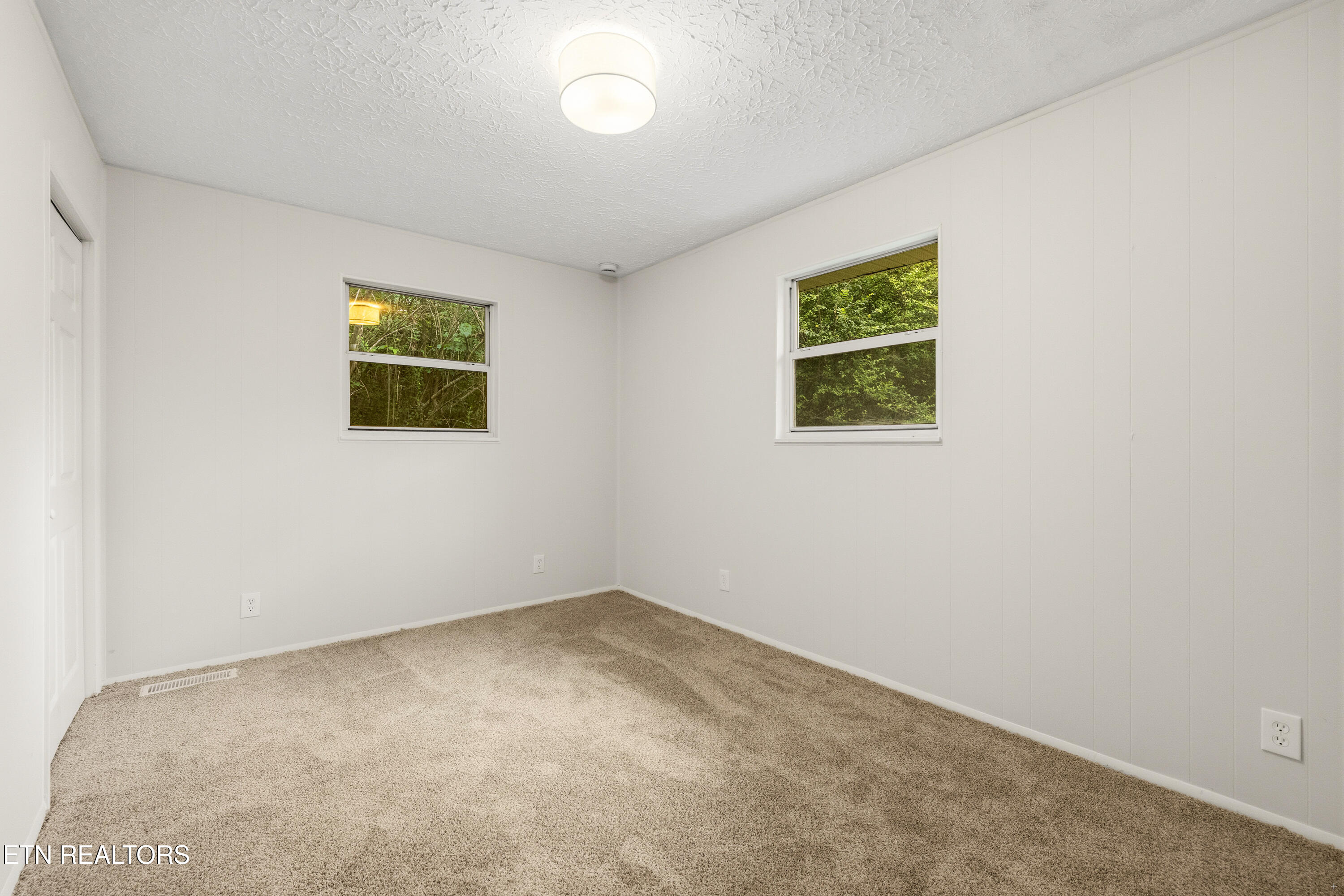 96 Olney Lane Oak Ridge TN 37830