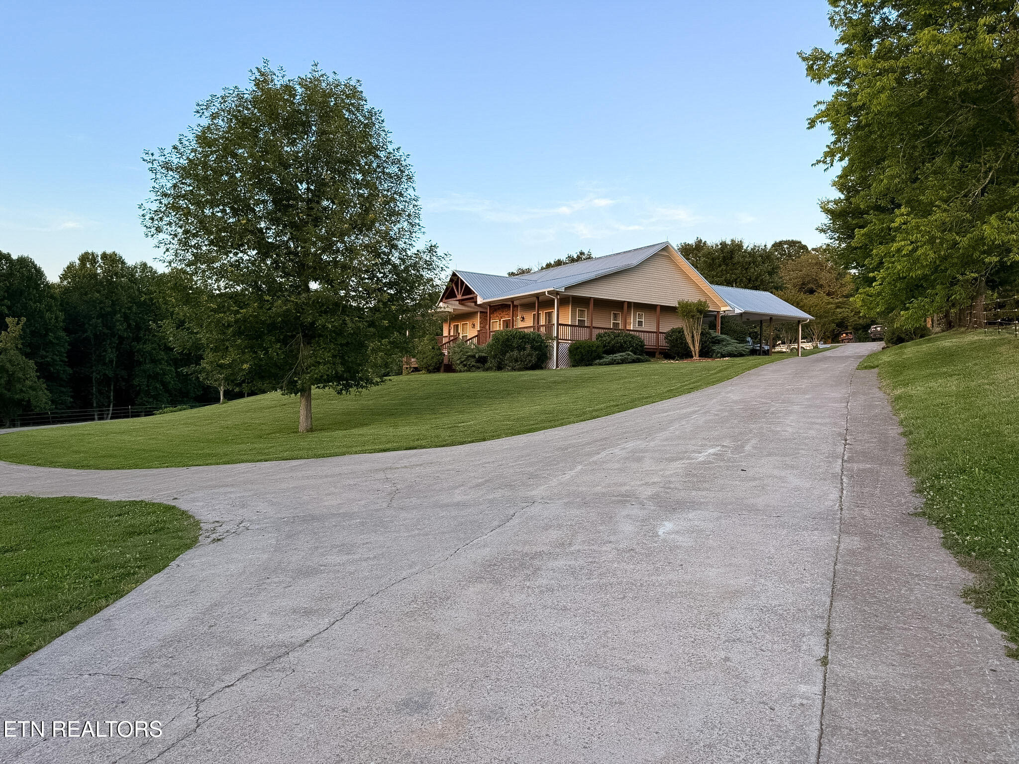 444 Highway 309 Niota TN 37826