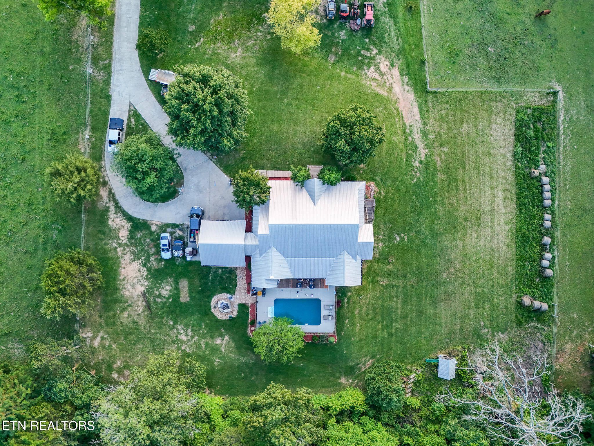 444 Highway 309 Niota TN 37826