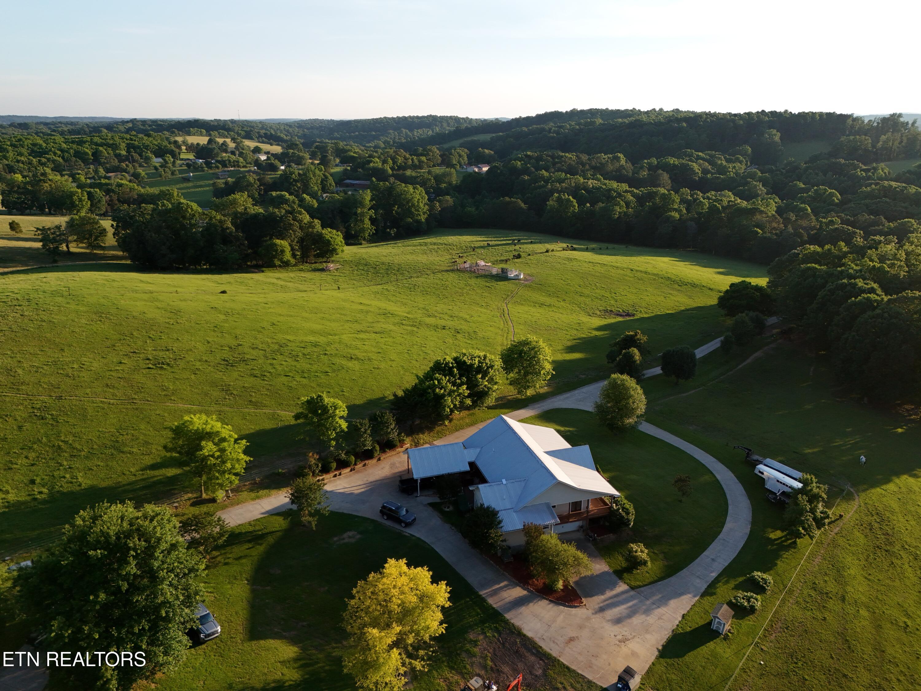 444 Highway 309 Niota TN 37826