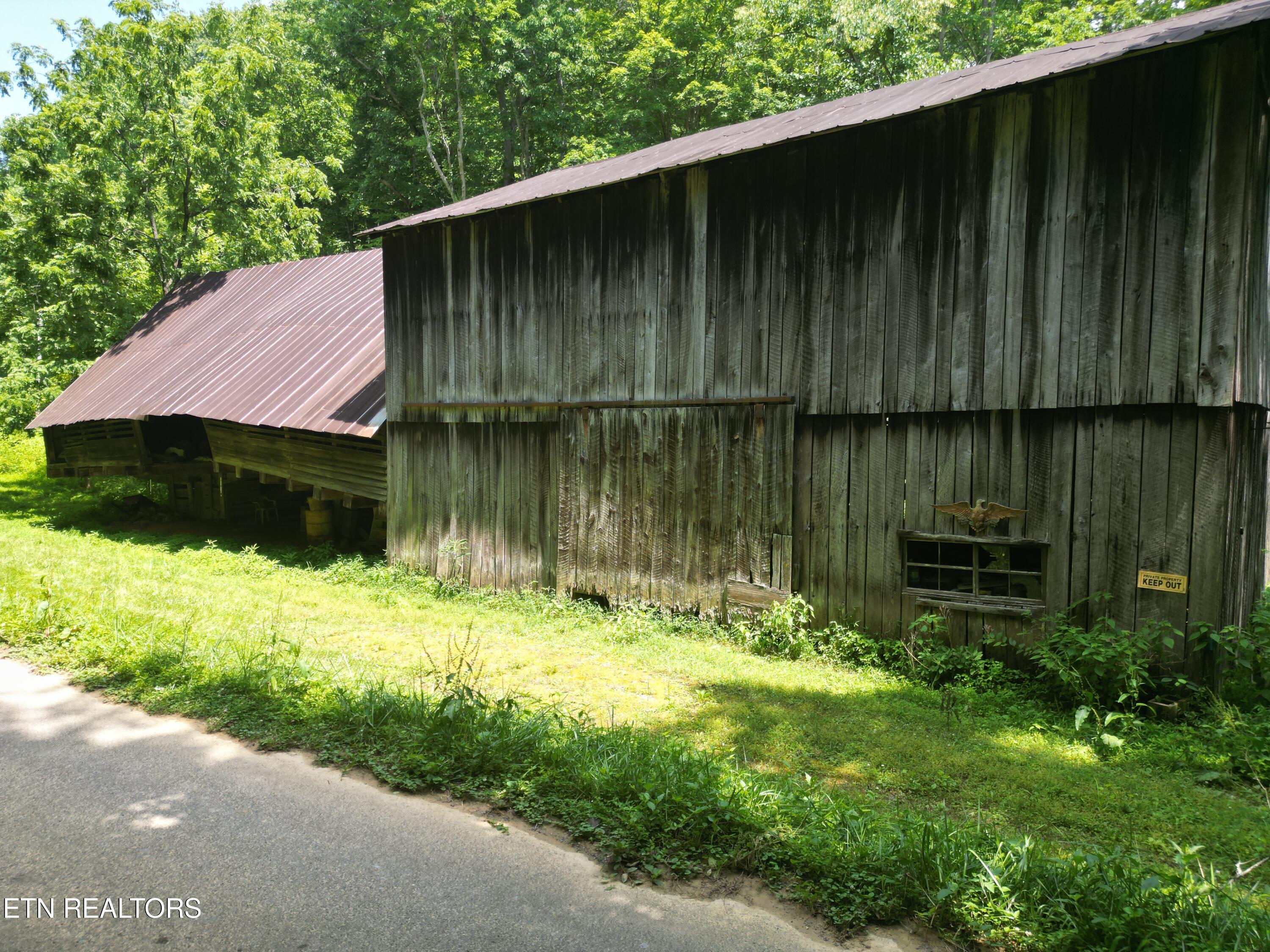 1566 Hawk Lane Seymour TN 37865
