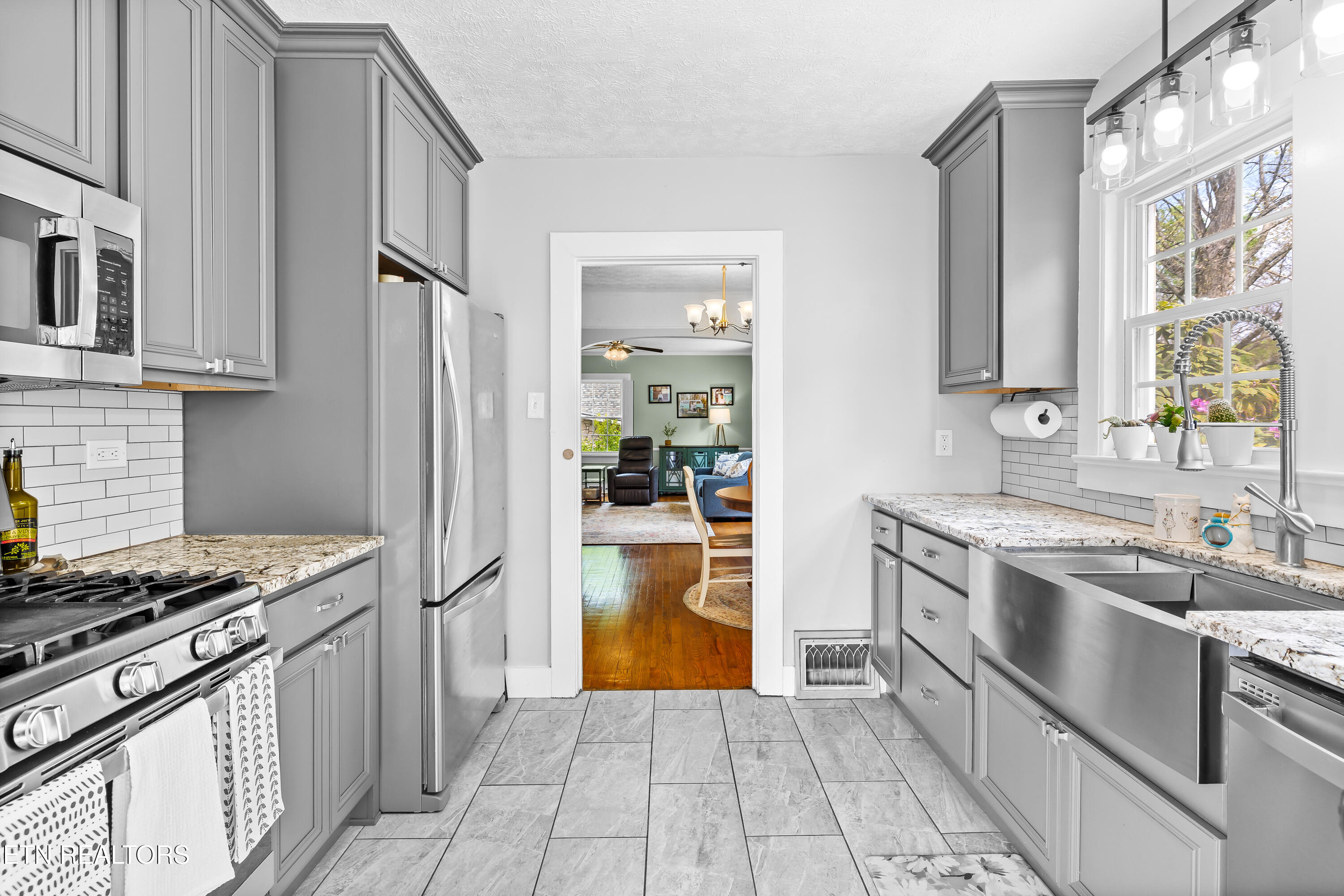 910 Mountain View Avenue Maryville TN 37803