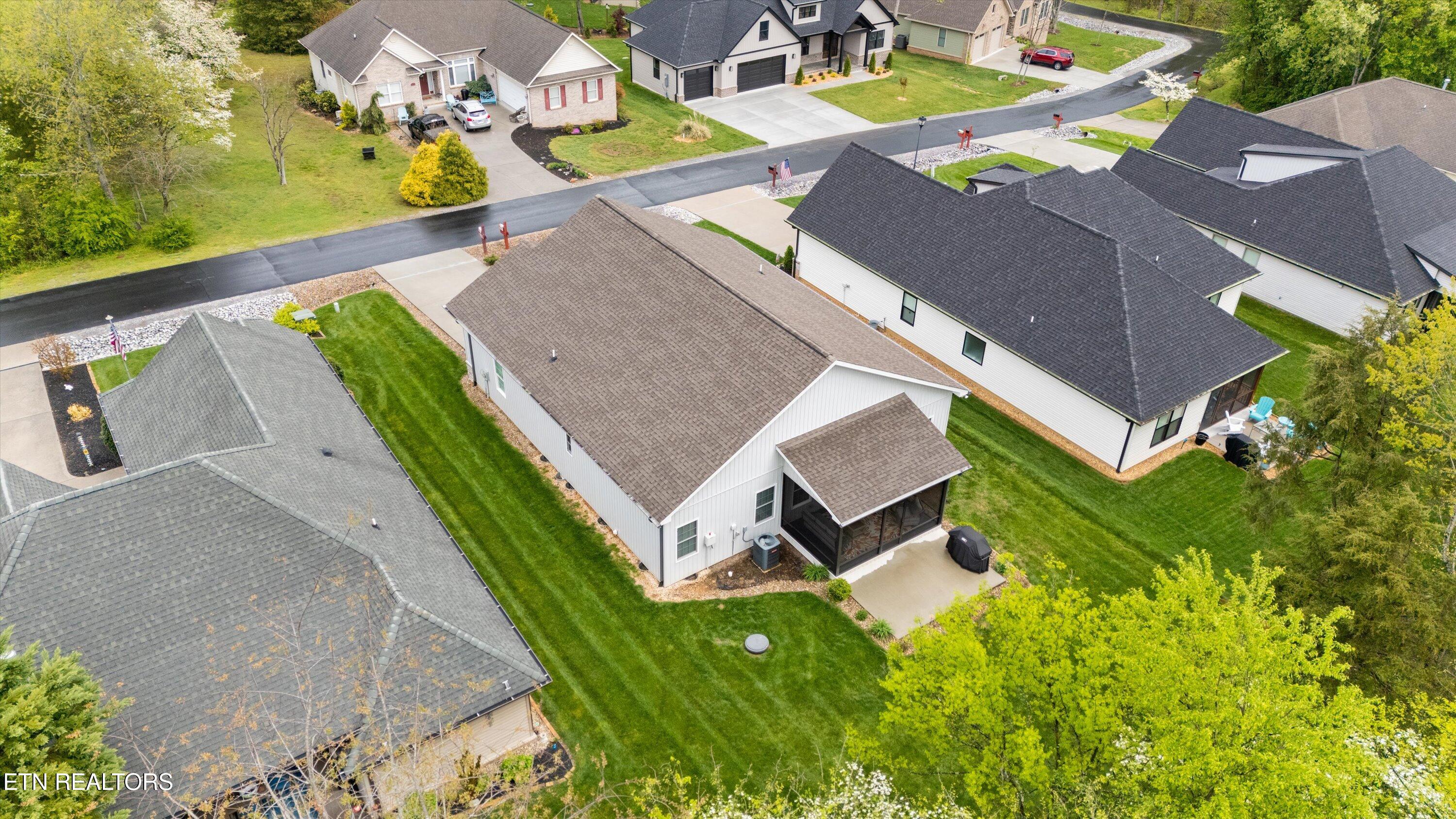 208 Ogana Lane Loudon TN 37774