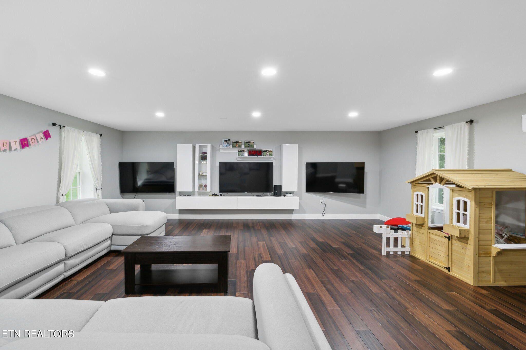 124 Ledwell Drive Seymour TN 37865