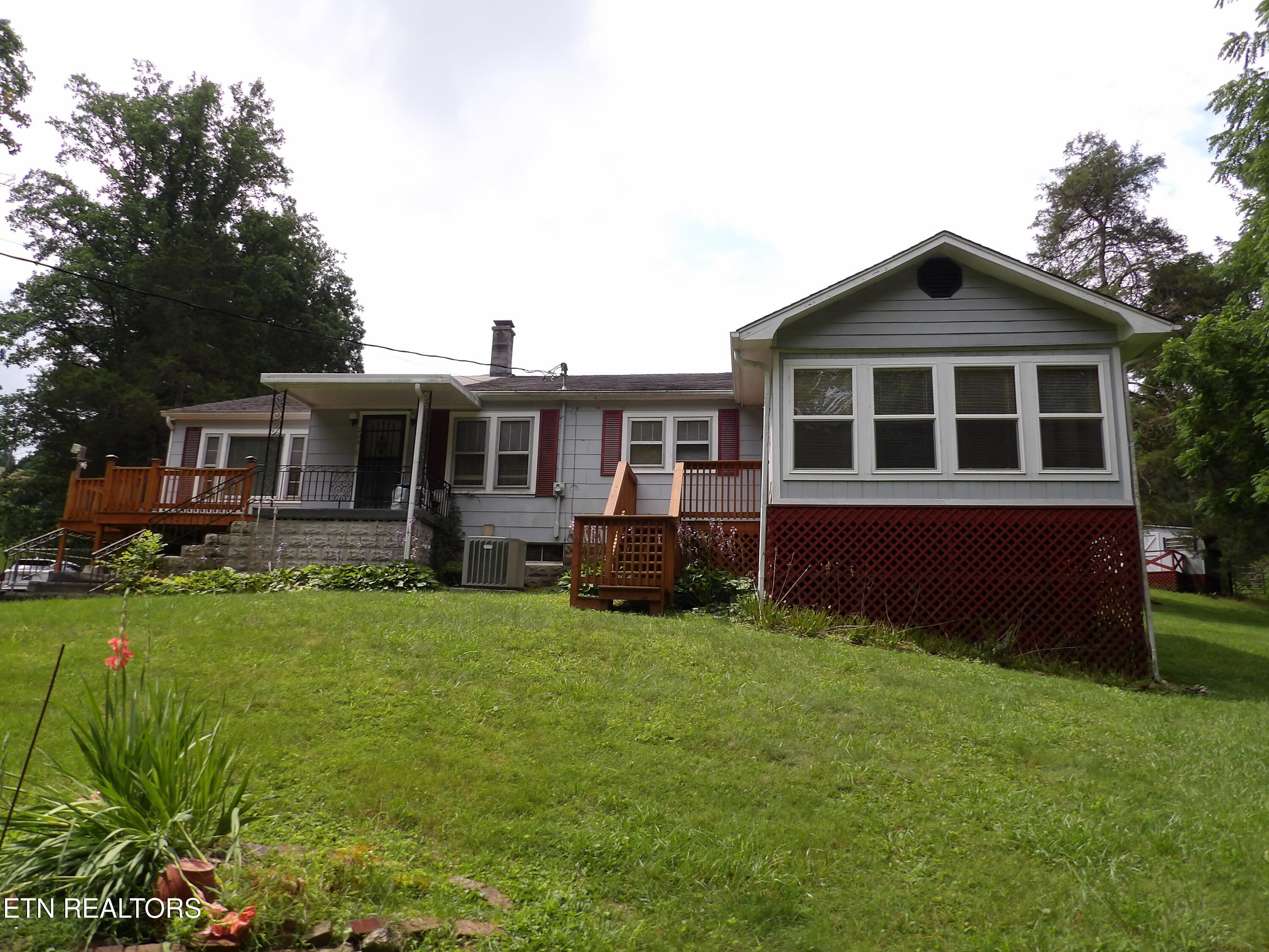 204 Bolton Hollow Road Harrogate TN 37752