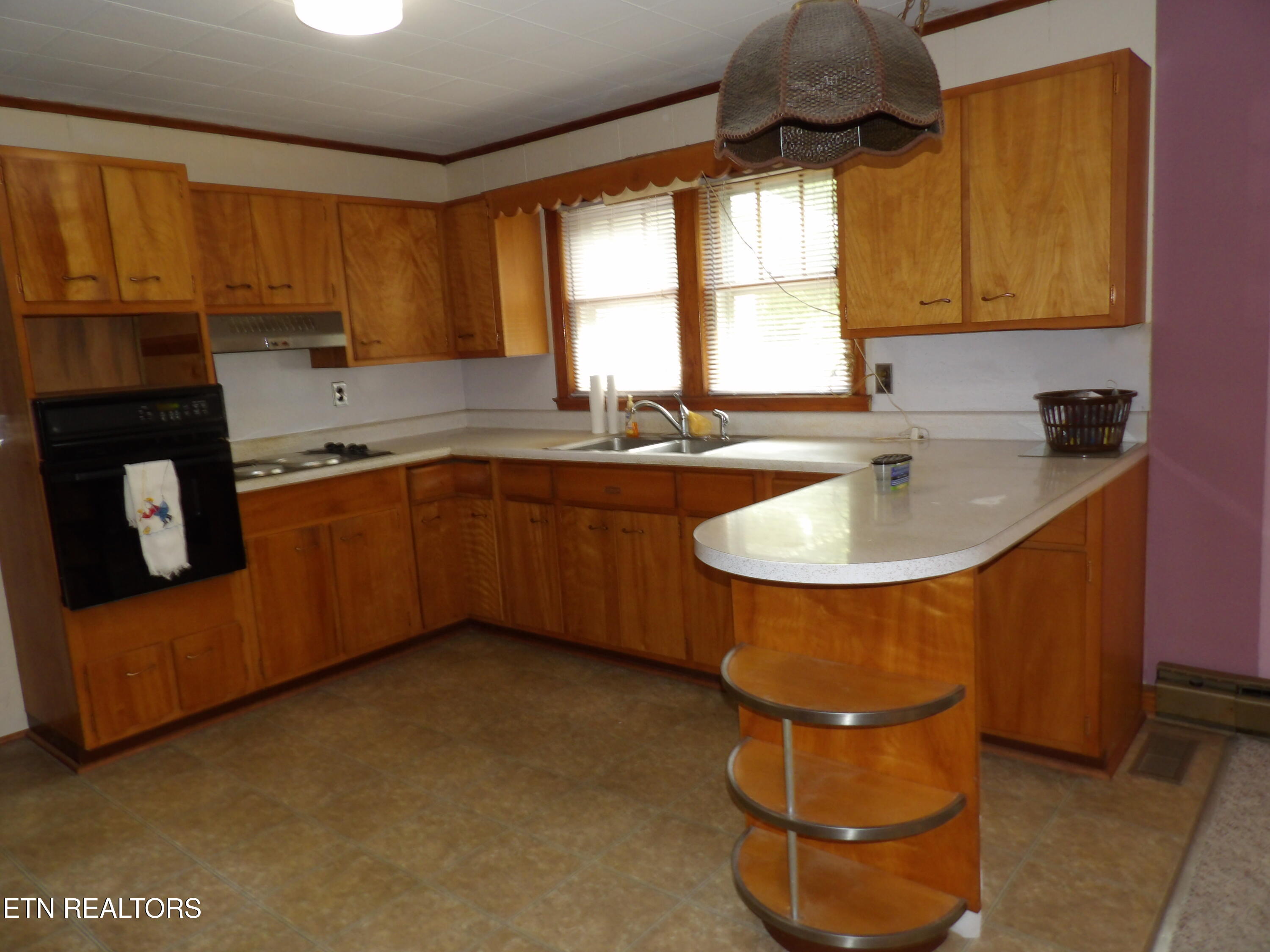 204 Bolton Hollow Road Harrogate TN 37752