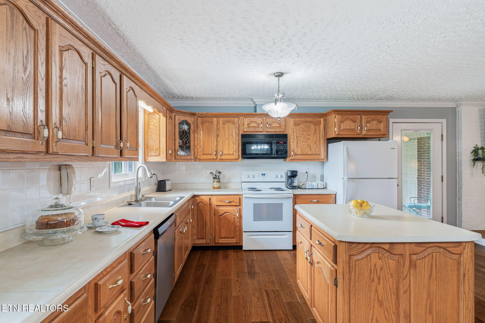 9402 Johnson Road Strawberry Plains TN 37871