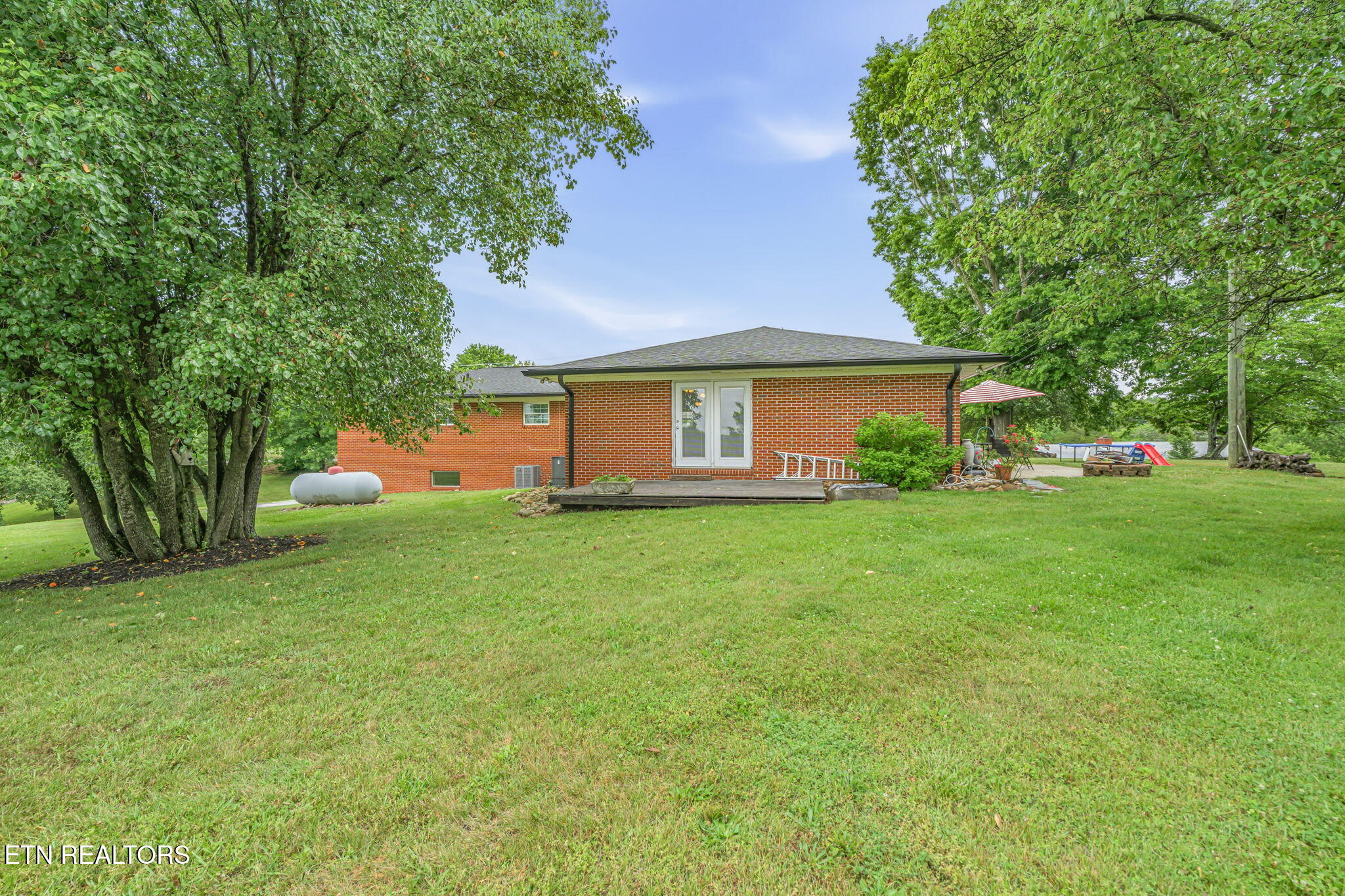 9402 Johnson Road Strawberry Plains TN 37871