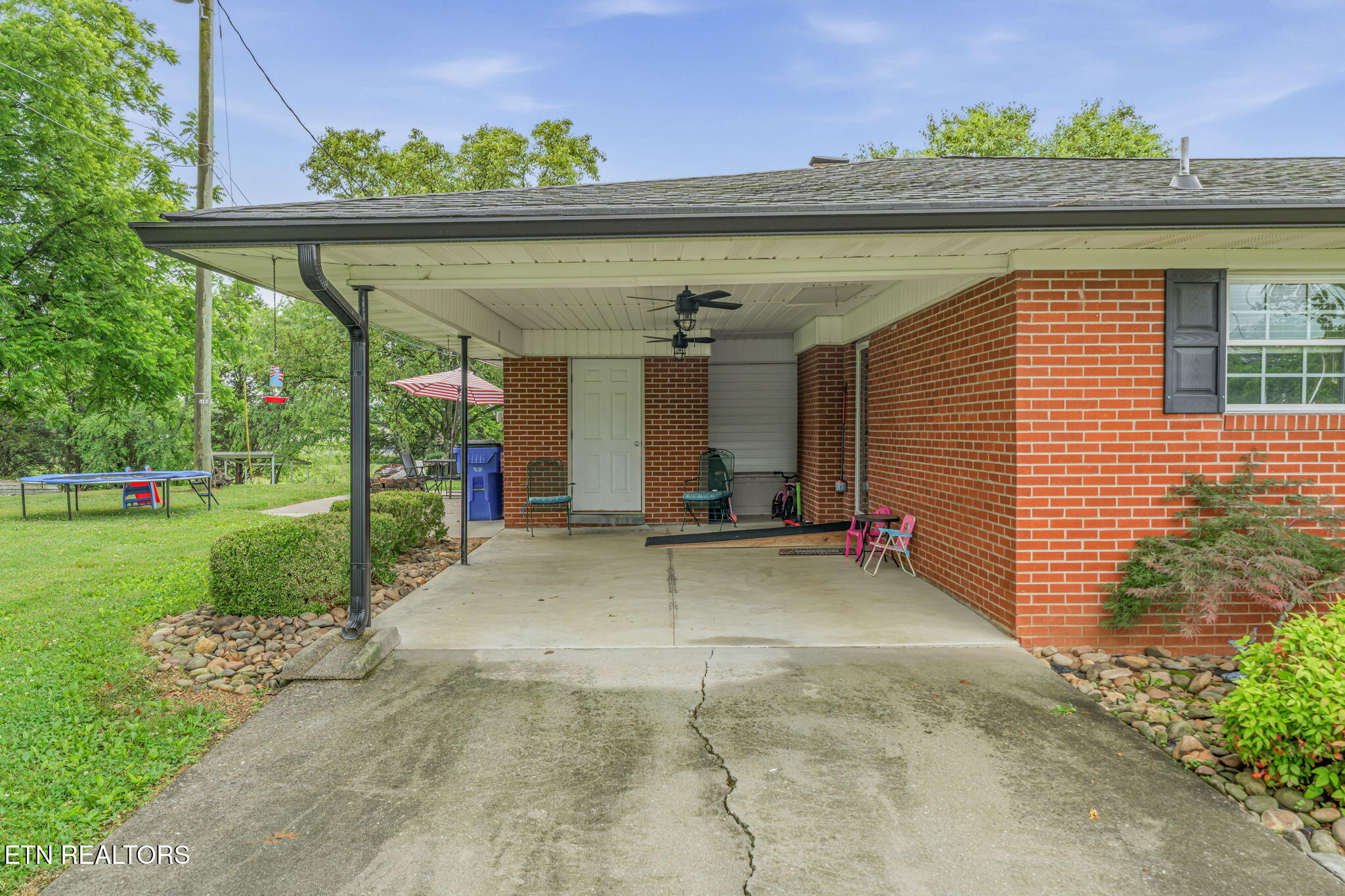 9402 Johnson Road Strawberry Plains TN 37871