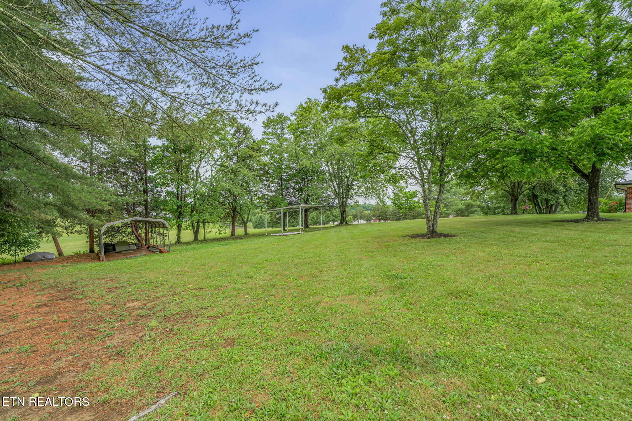 9402 Johnson Road Strawberry Plains TN 37871