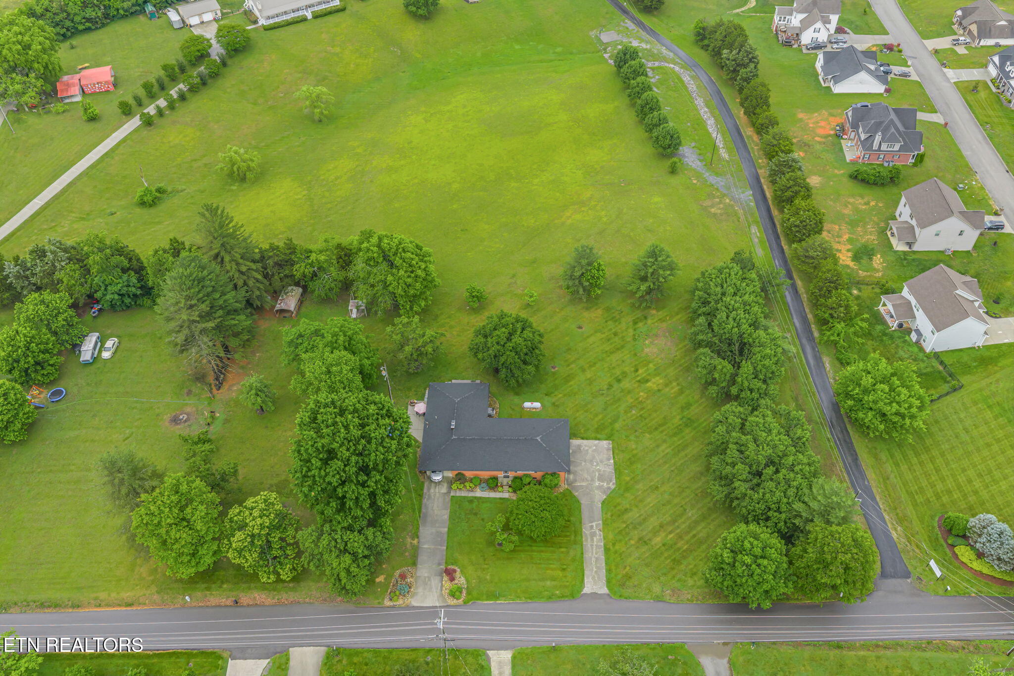 9402 Johnson Road Strawberry Plains TN 37871