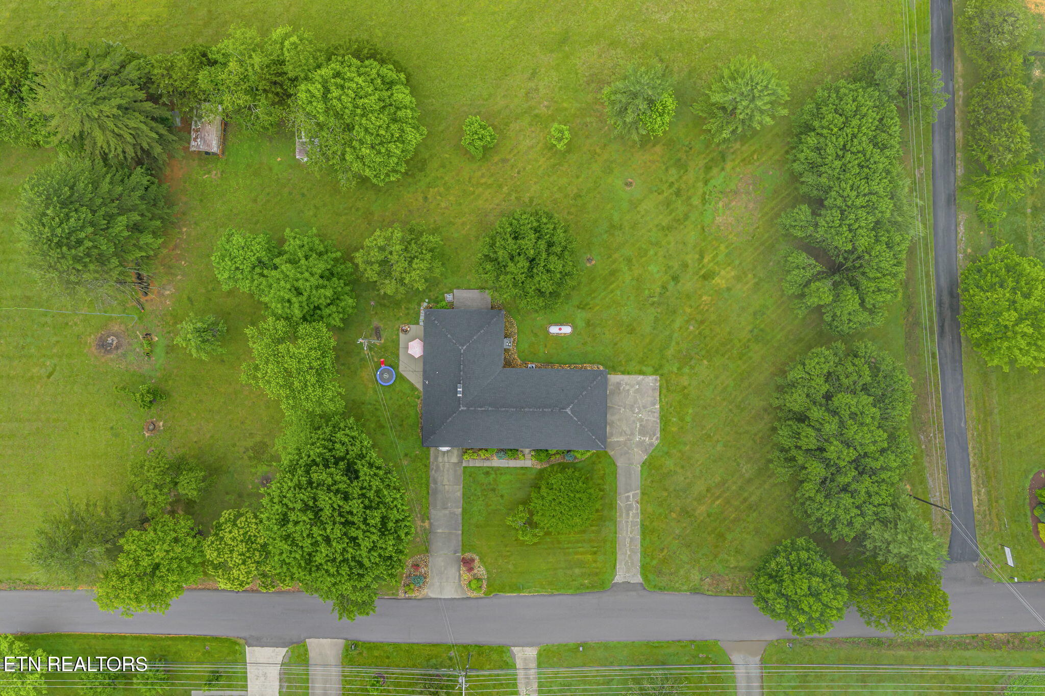 9402 Johnson Road Strawberry Plains TN 37871