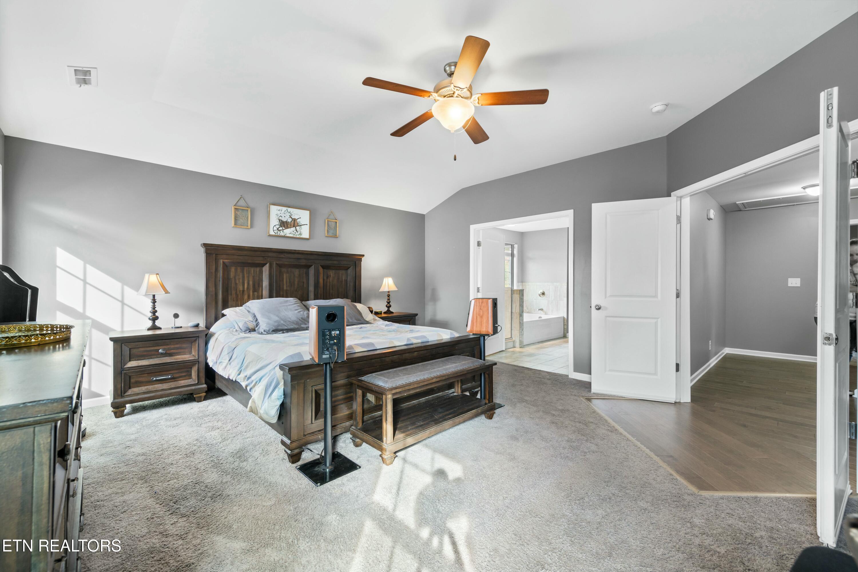 9939 Hummingbird Lane Knoxville TN 37923
