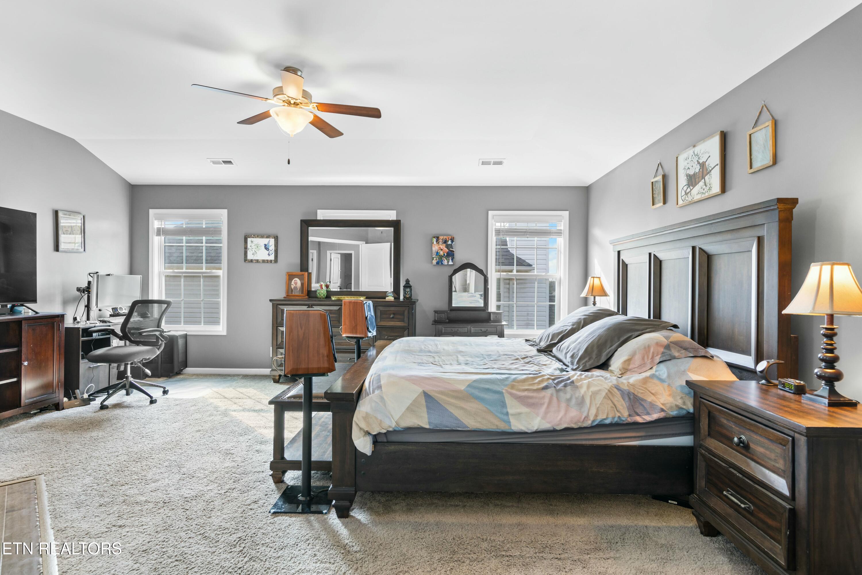 9939 Hummingbird Lane Knoxville TN 37923