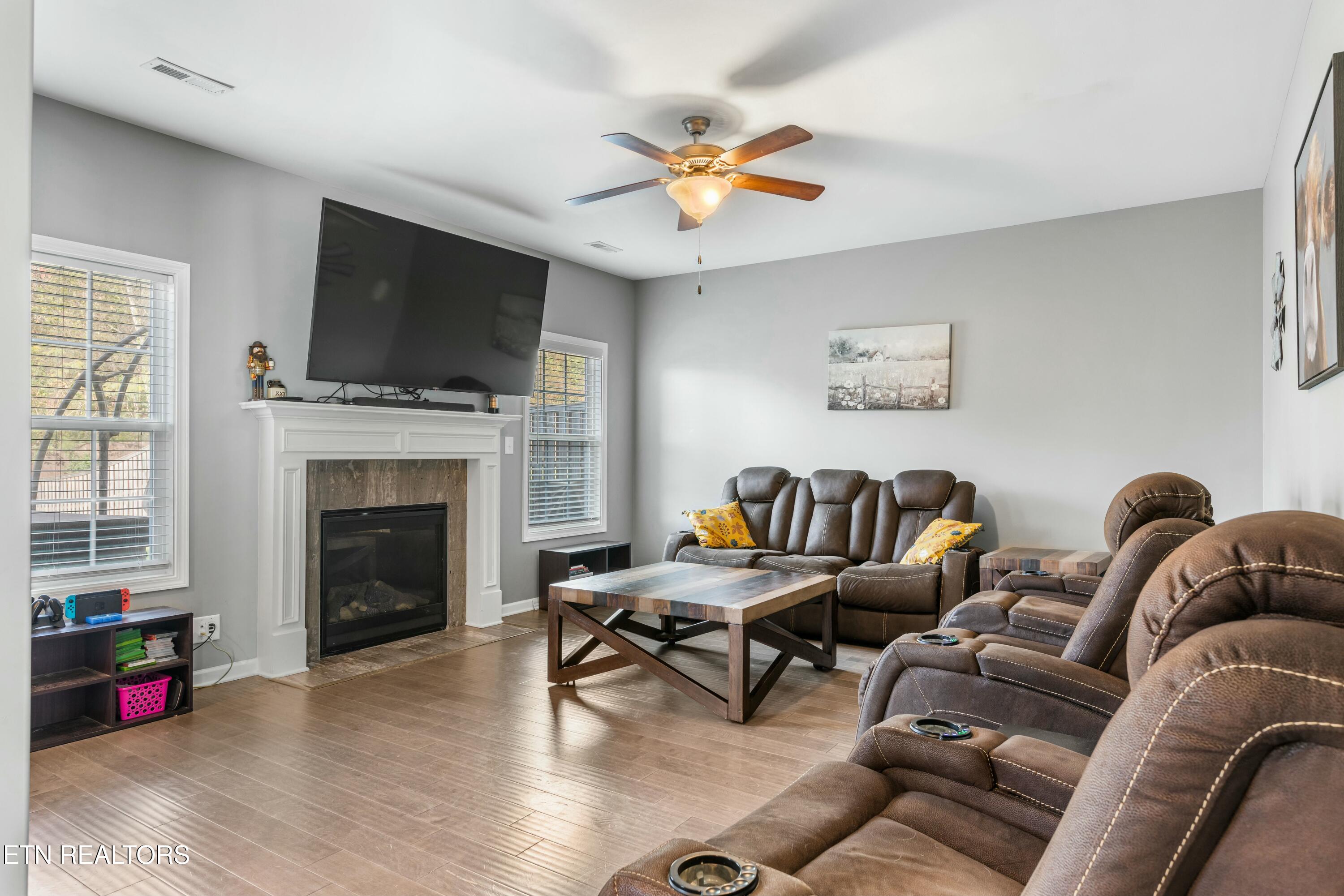 9939 Hummingbird Lane Knoxville TN 37923