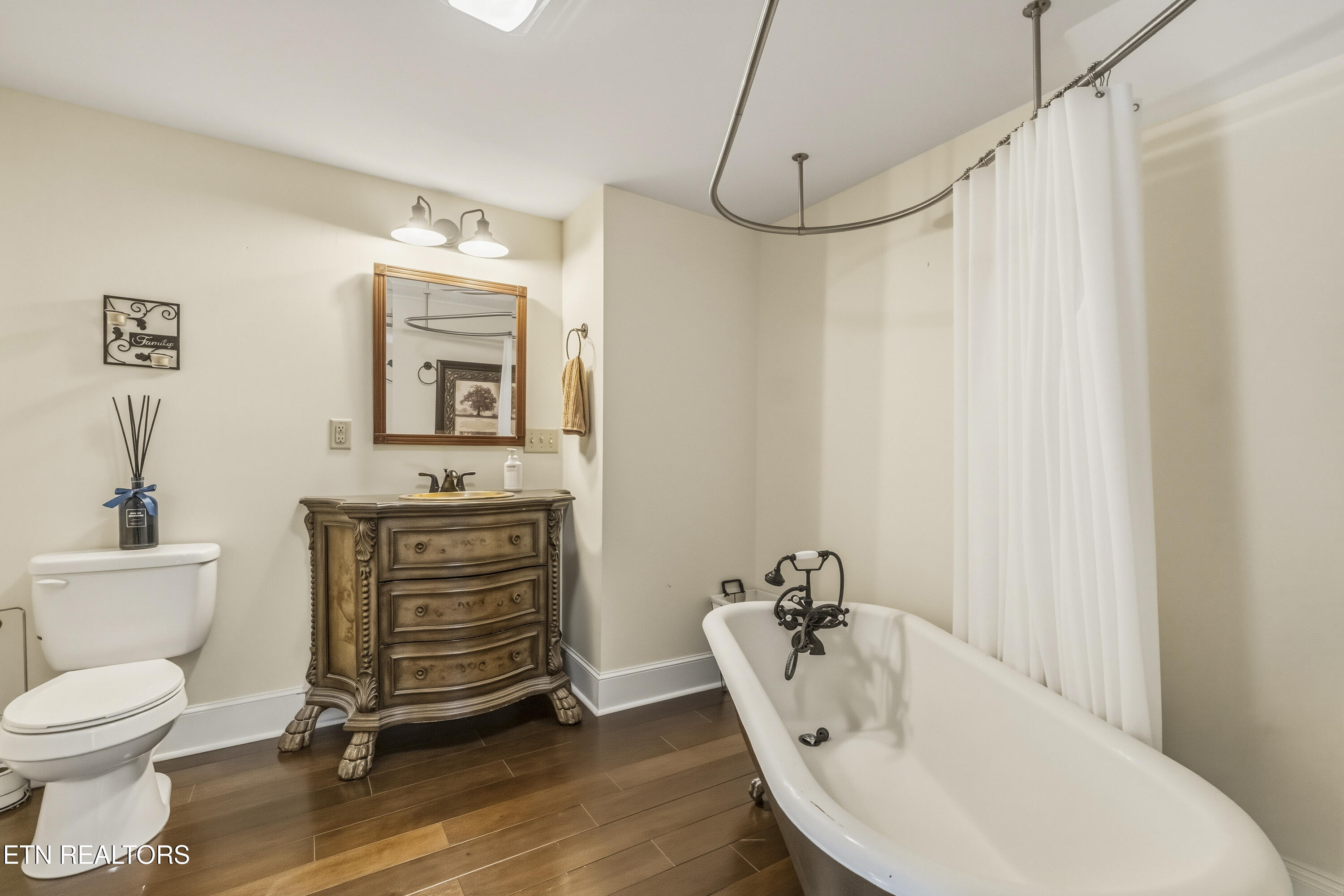 217 S Irish Street Greeneville TN 37743