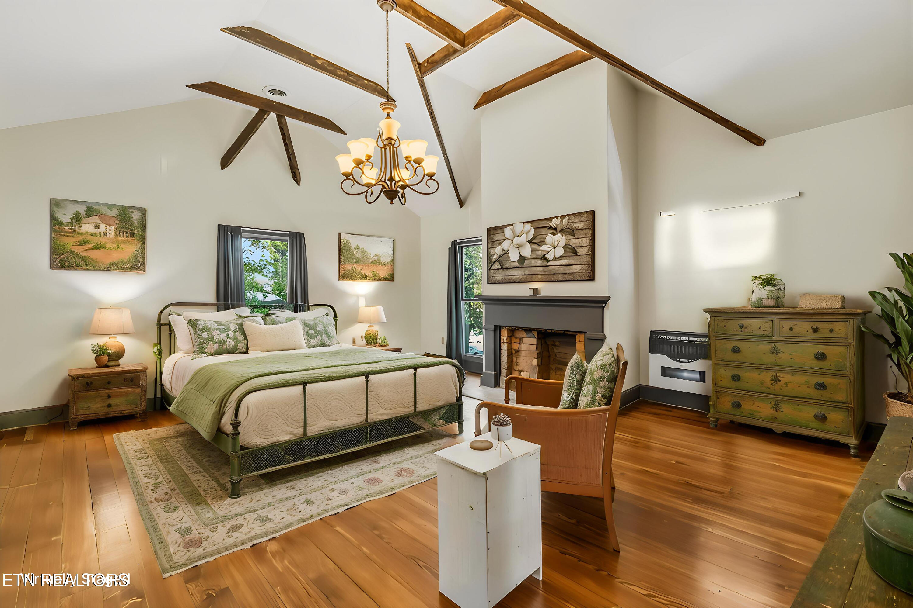 217 S Irish Street Greeneville TN 37743