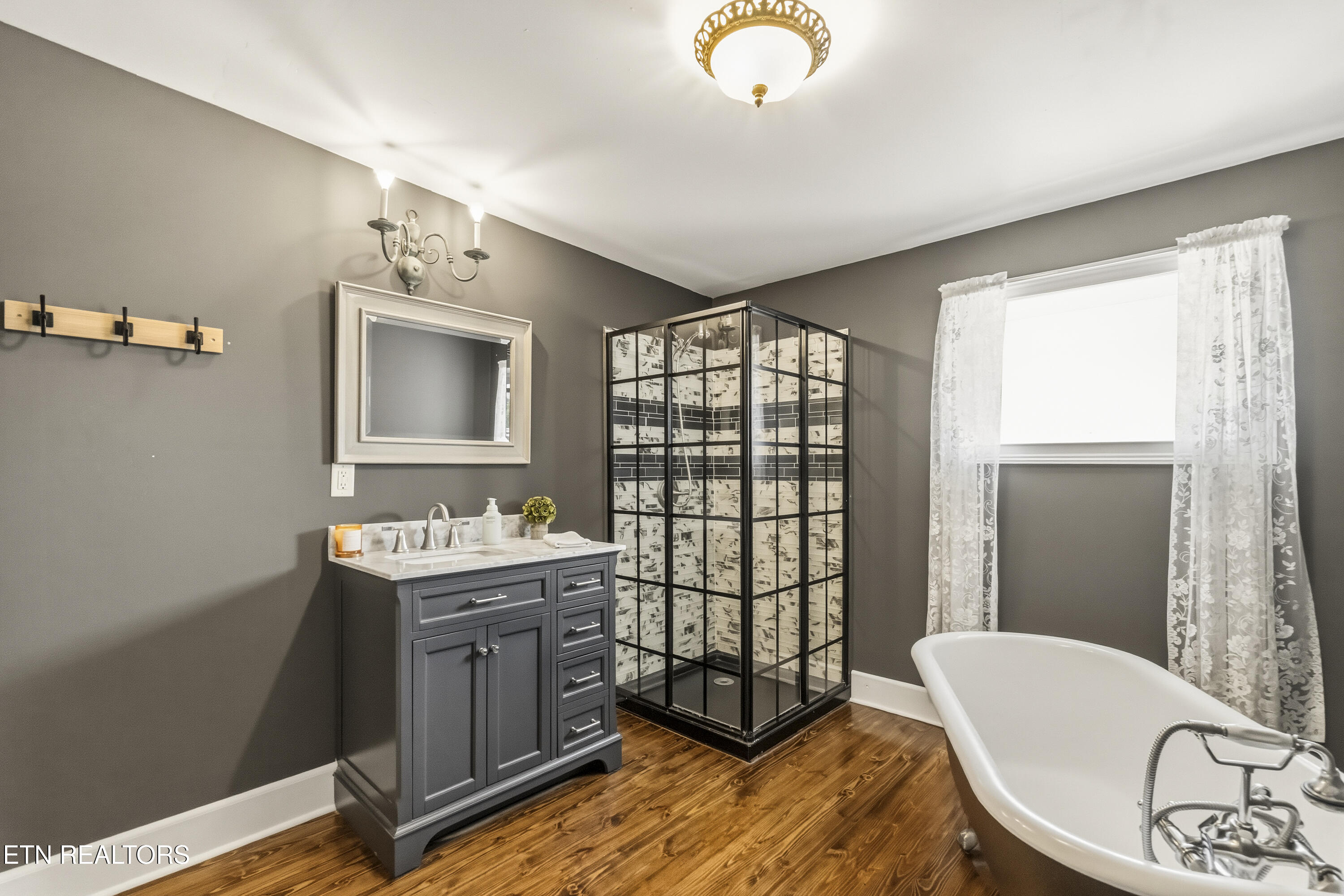 217 S Irish Street Greeneville TN 37743