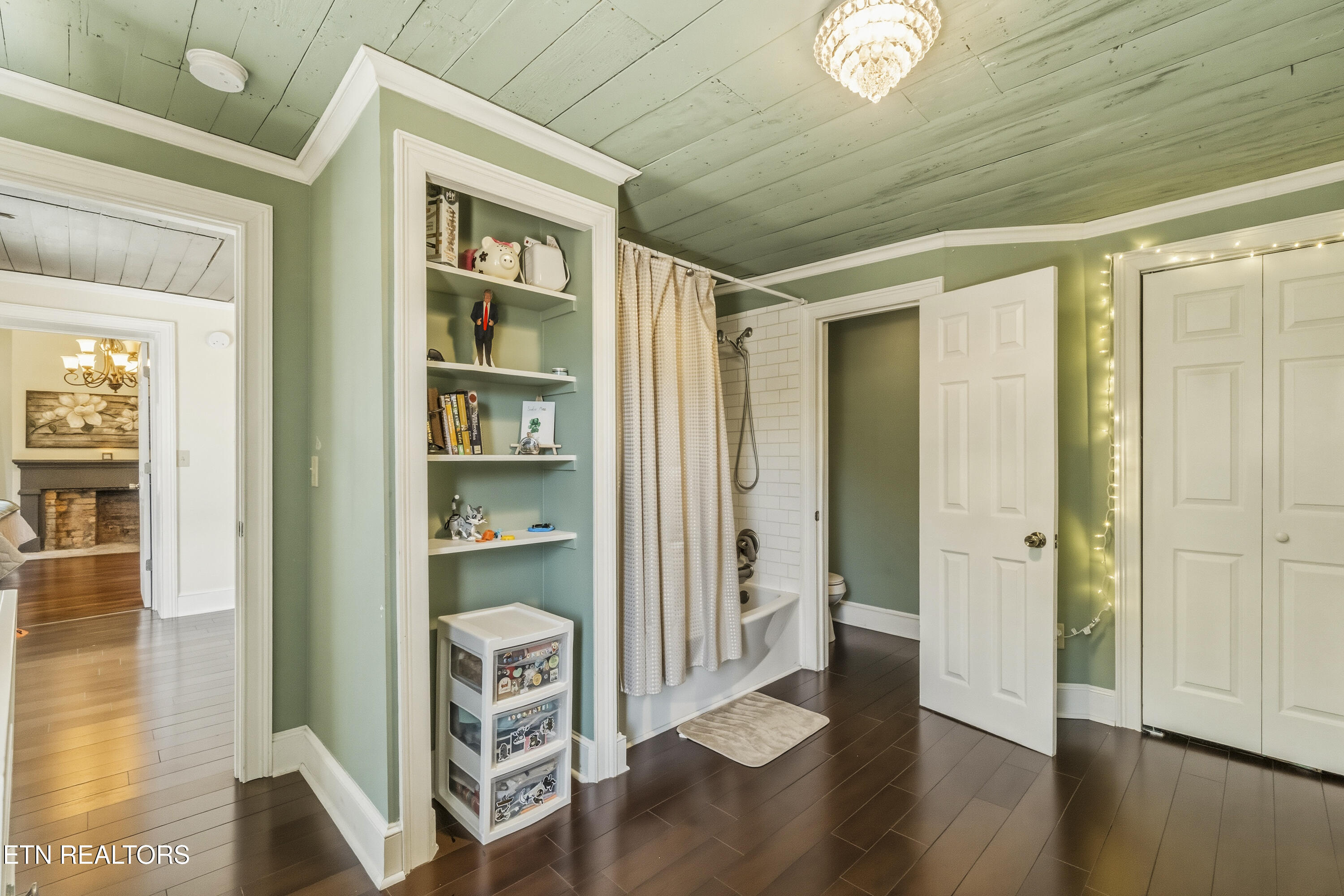217 S Irish Street Greeneville TN 37743
