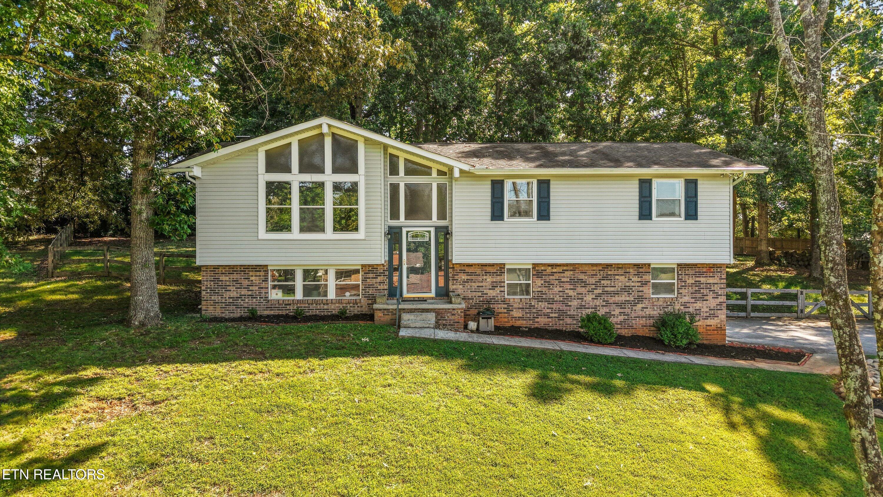 8804 Mallow Drive Knoxville TN 37922