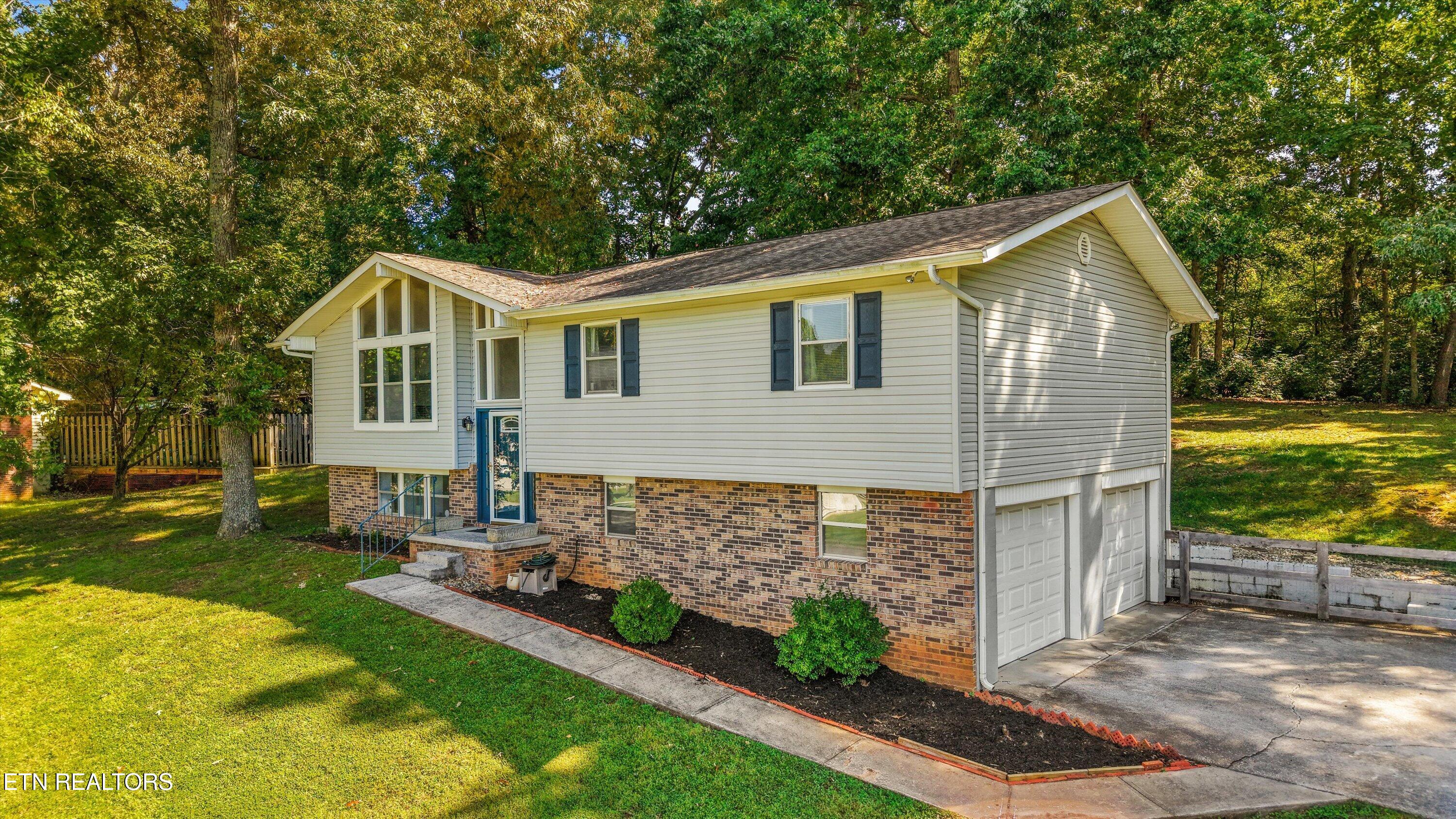 8804 Mallow Drive Knoxville TN 37922