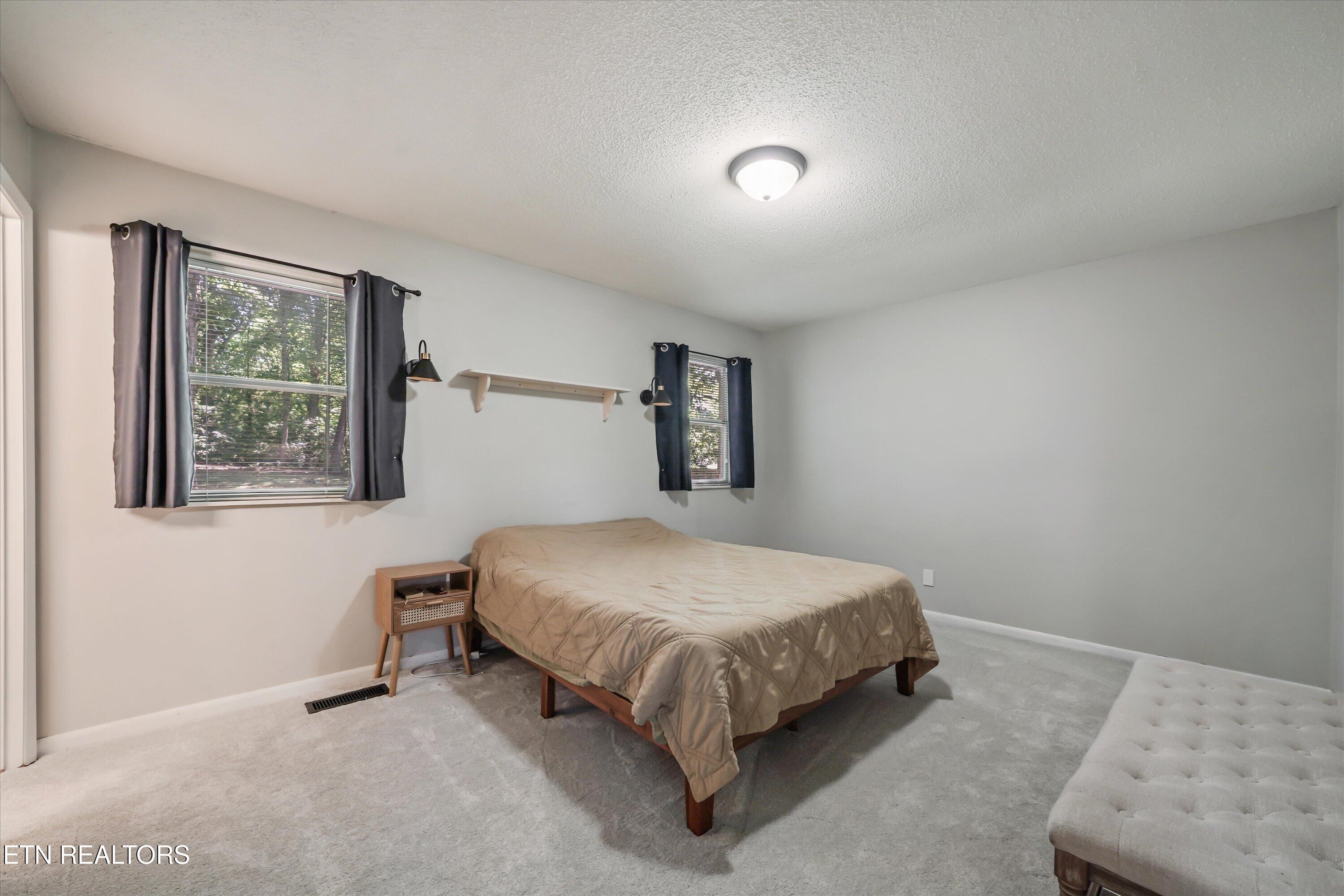 8804 Mallow Drive Knoxville TN 37922