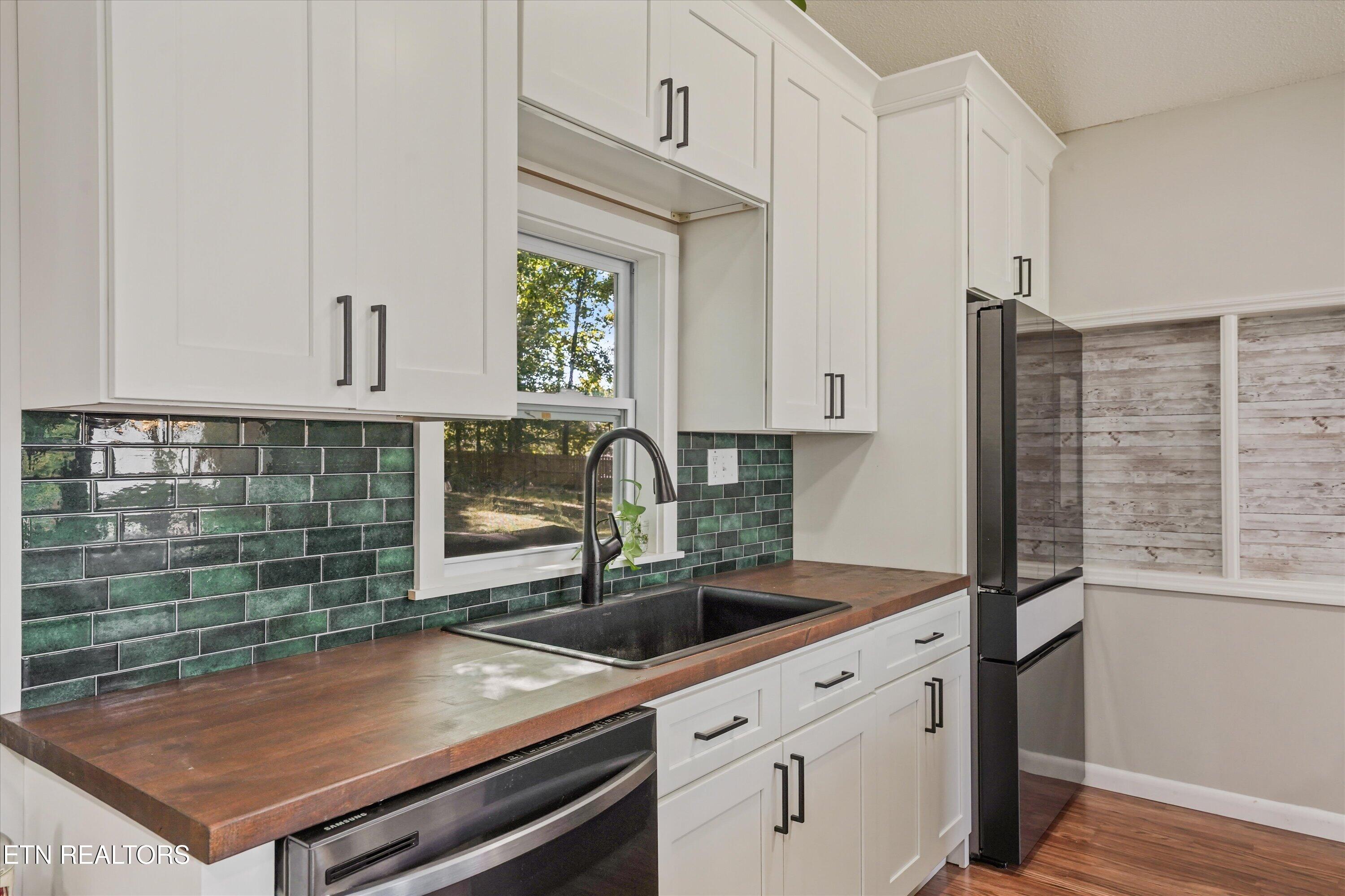 8804 Mallow Drive Knoxville TN 37922