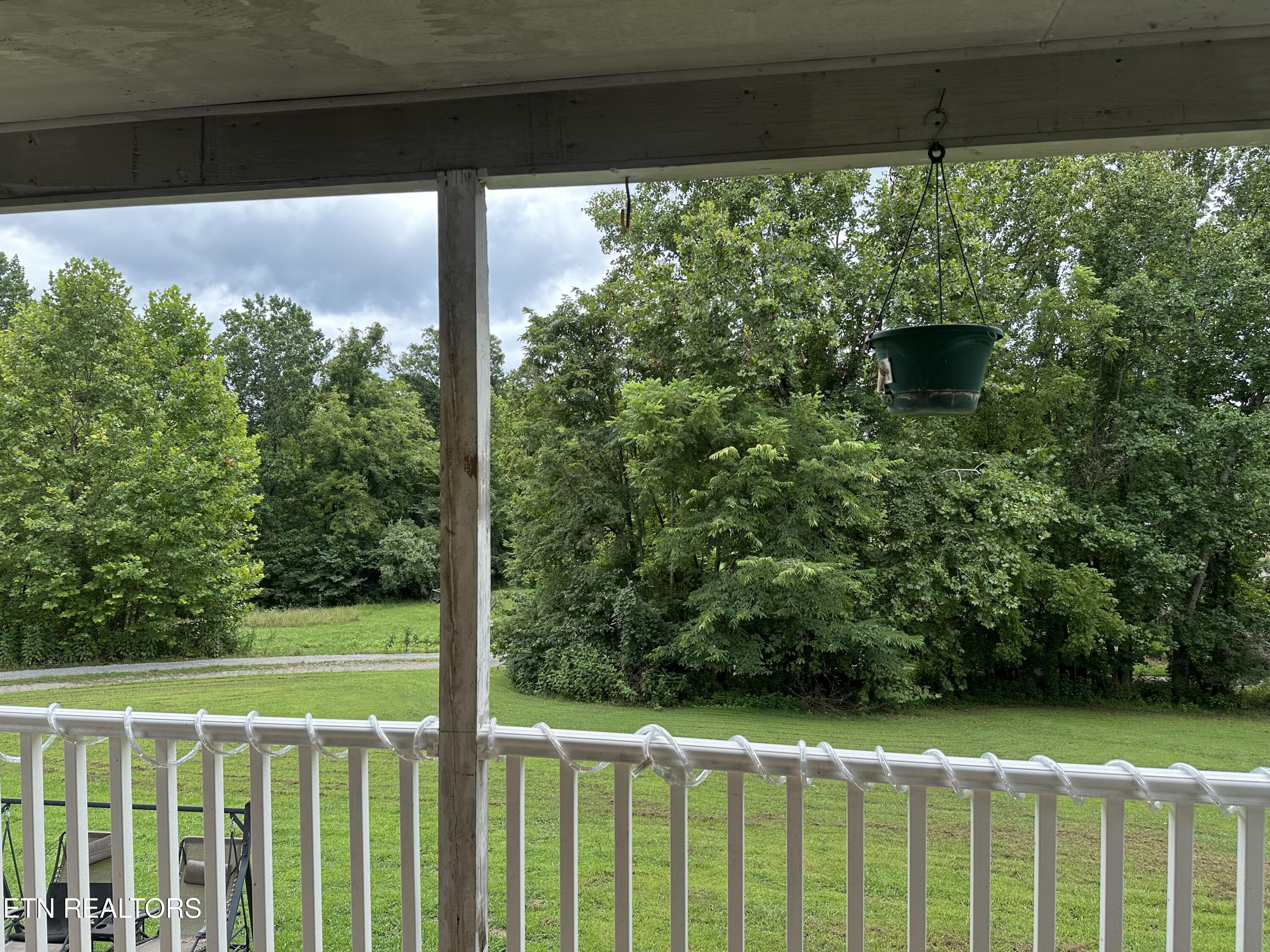 233 Watkins Lane Jacksboro TN 37757