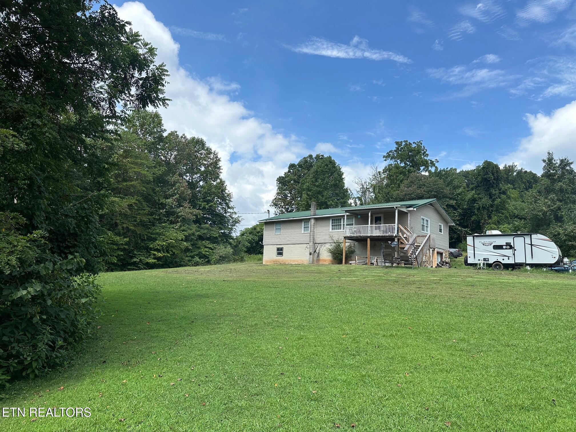 233 Watkins Lane Jacksboro TN 37757