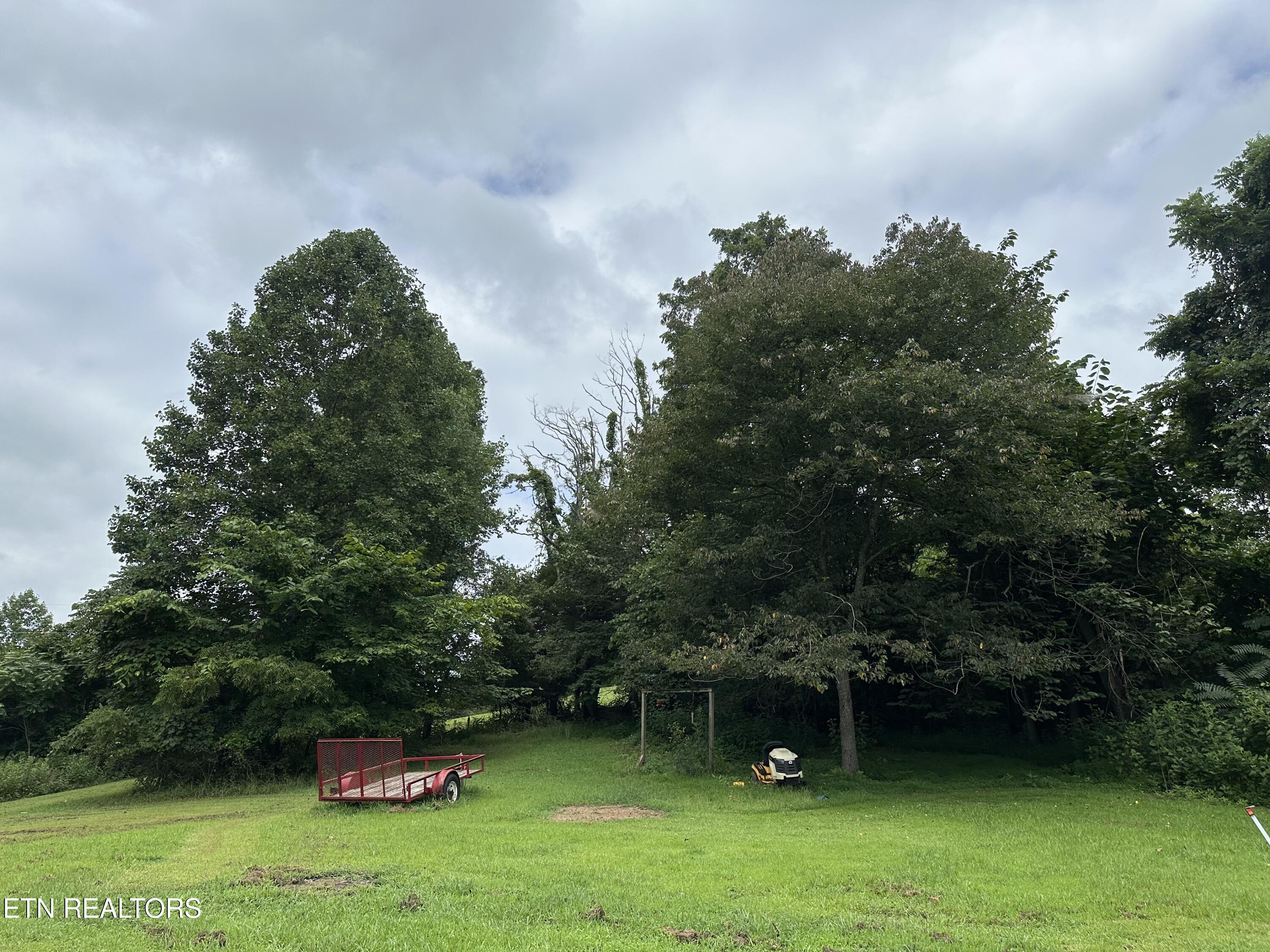 233 Watkins Lane Jacksboro TN 37757