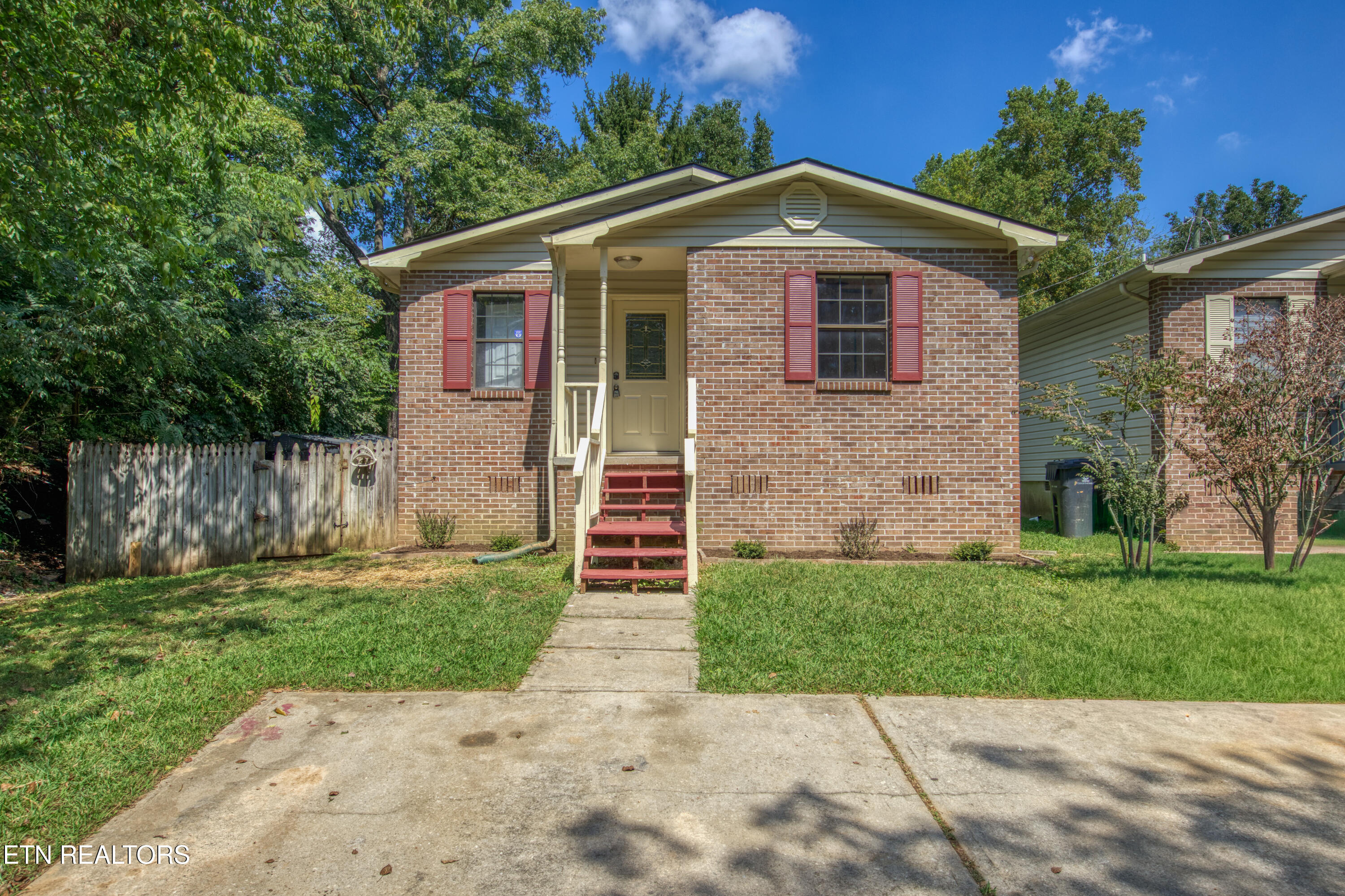 2001 Countryhill Lane Knoxville TN 37923