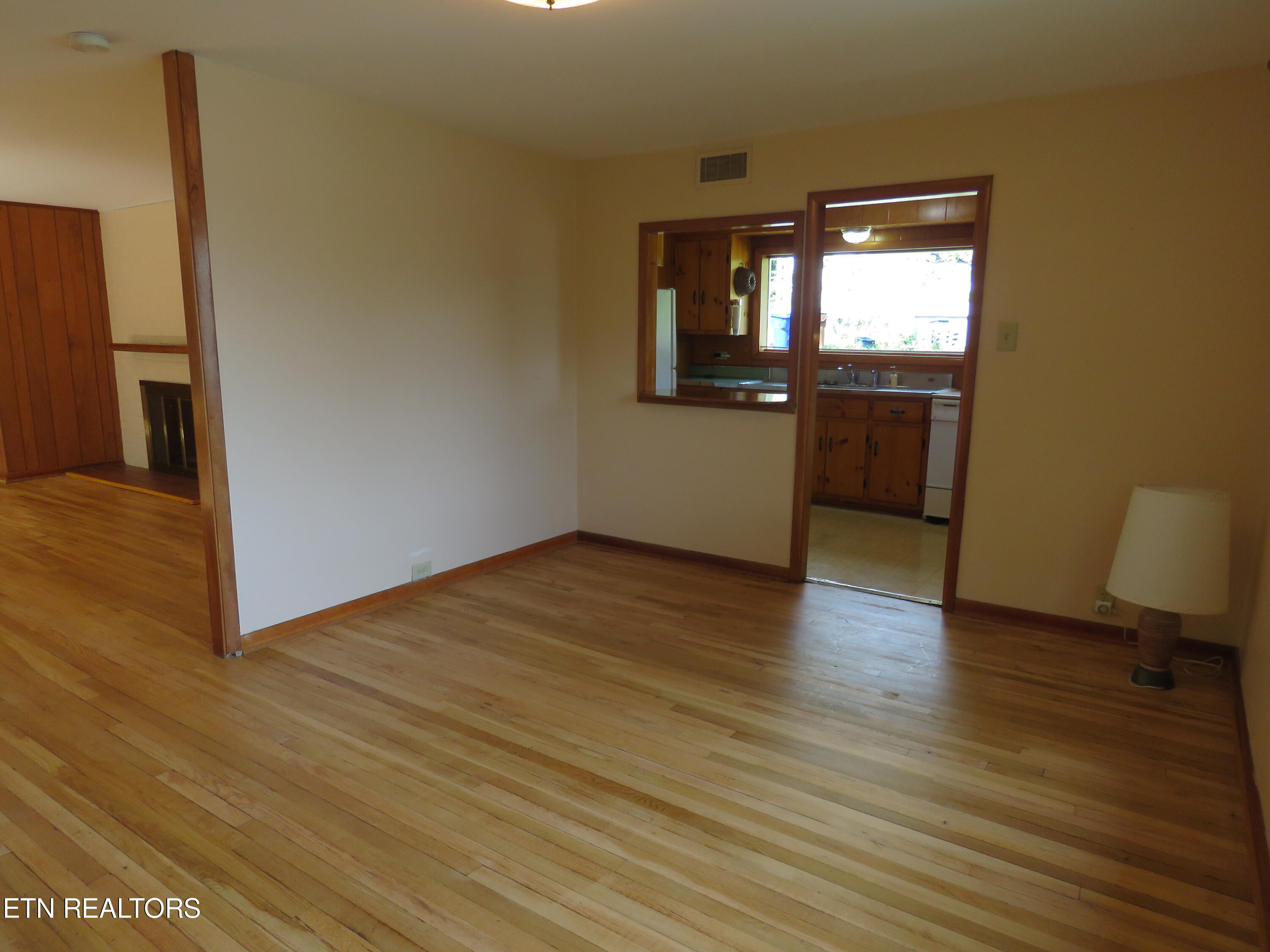 106 Norwood Lane Oak Ridge TN 37830